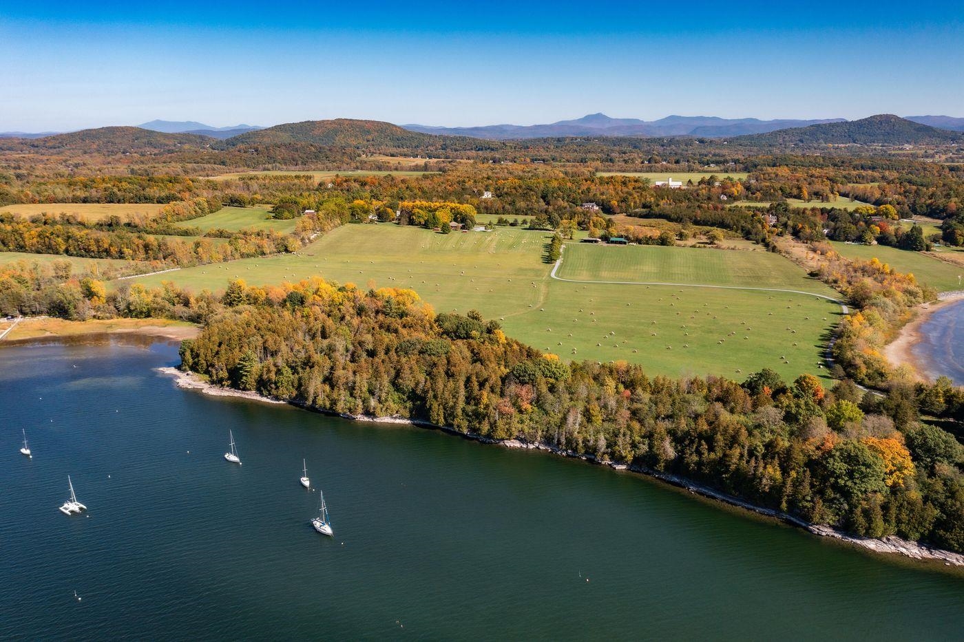 1028 Converse Bay Road Property Photo 39