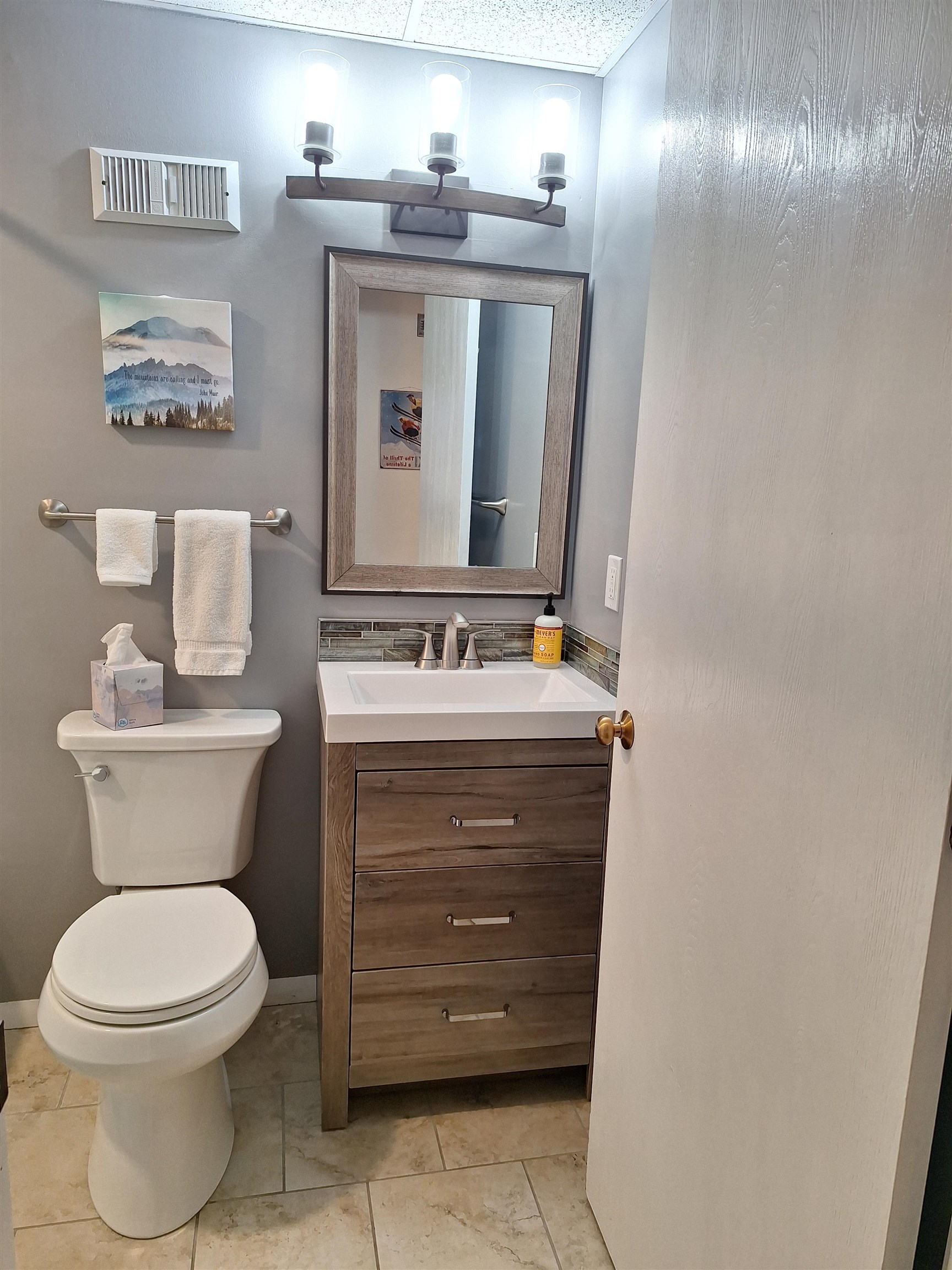 137 East Mountain Road Property Photo 21