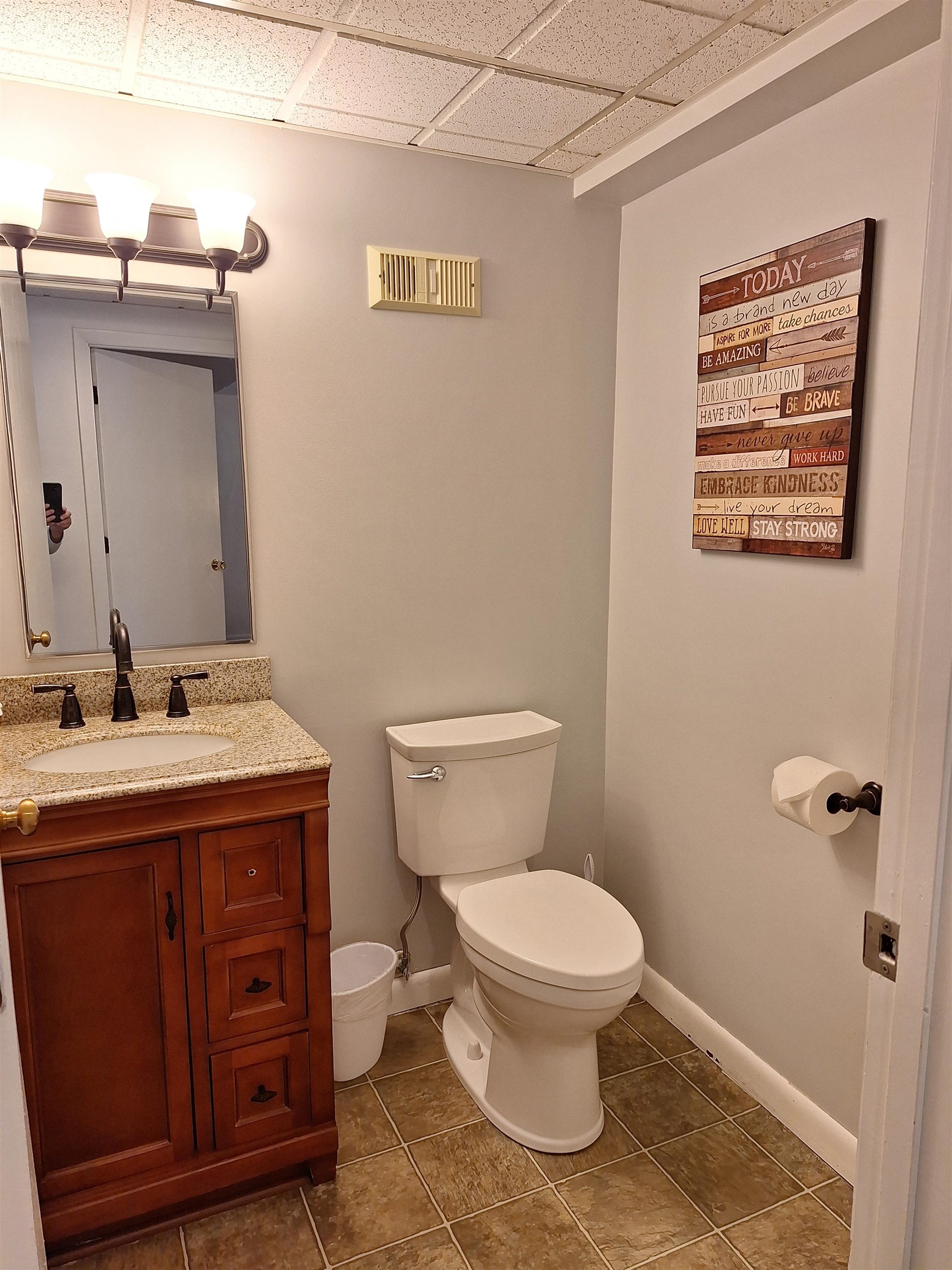 137 East Mountain Road Property Photo 23