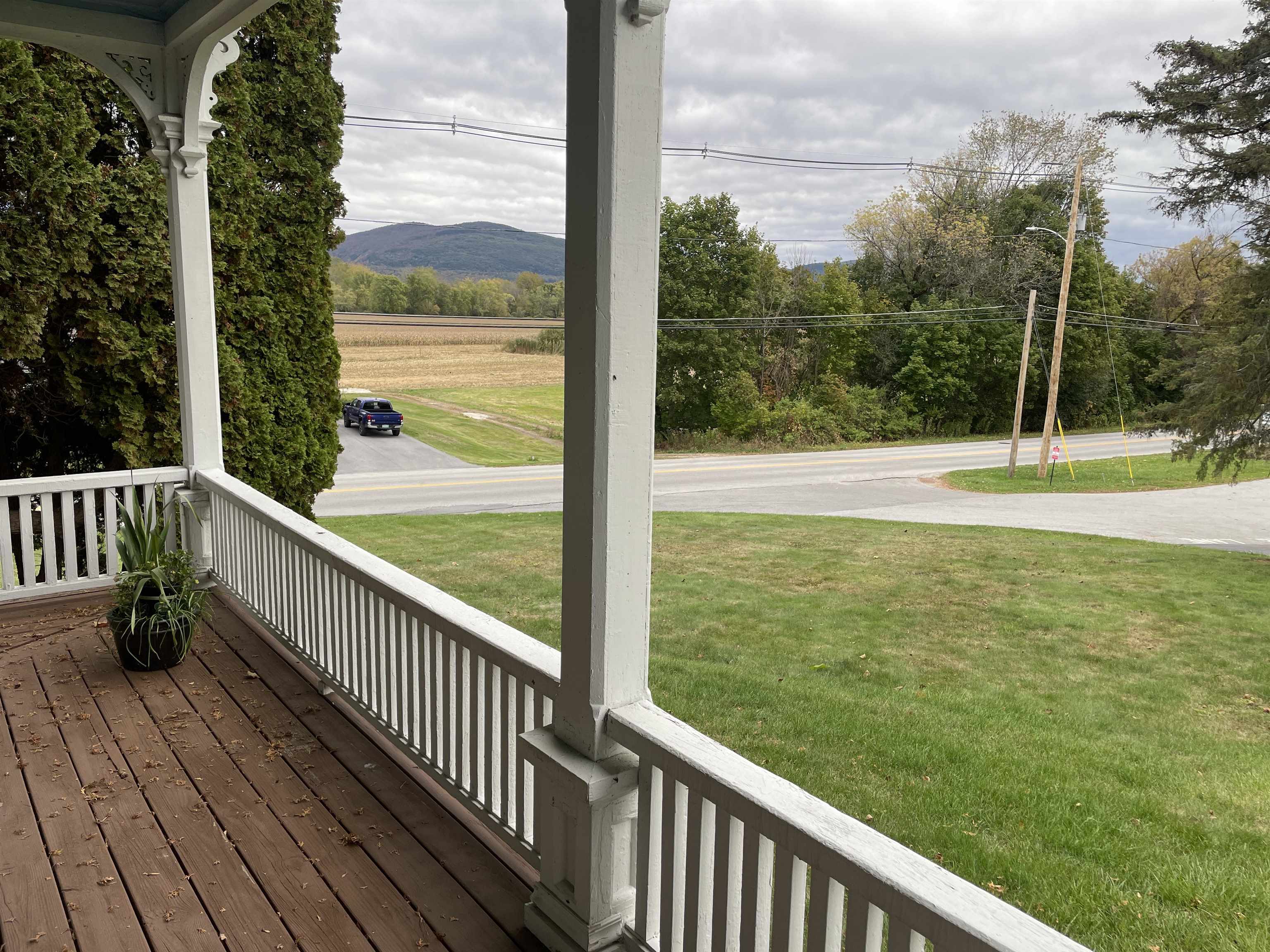 155 Dorr Drive Property Photo 3