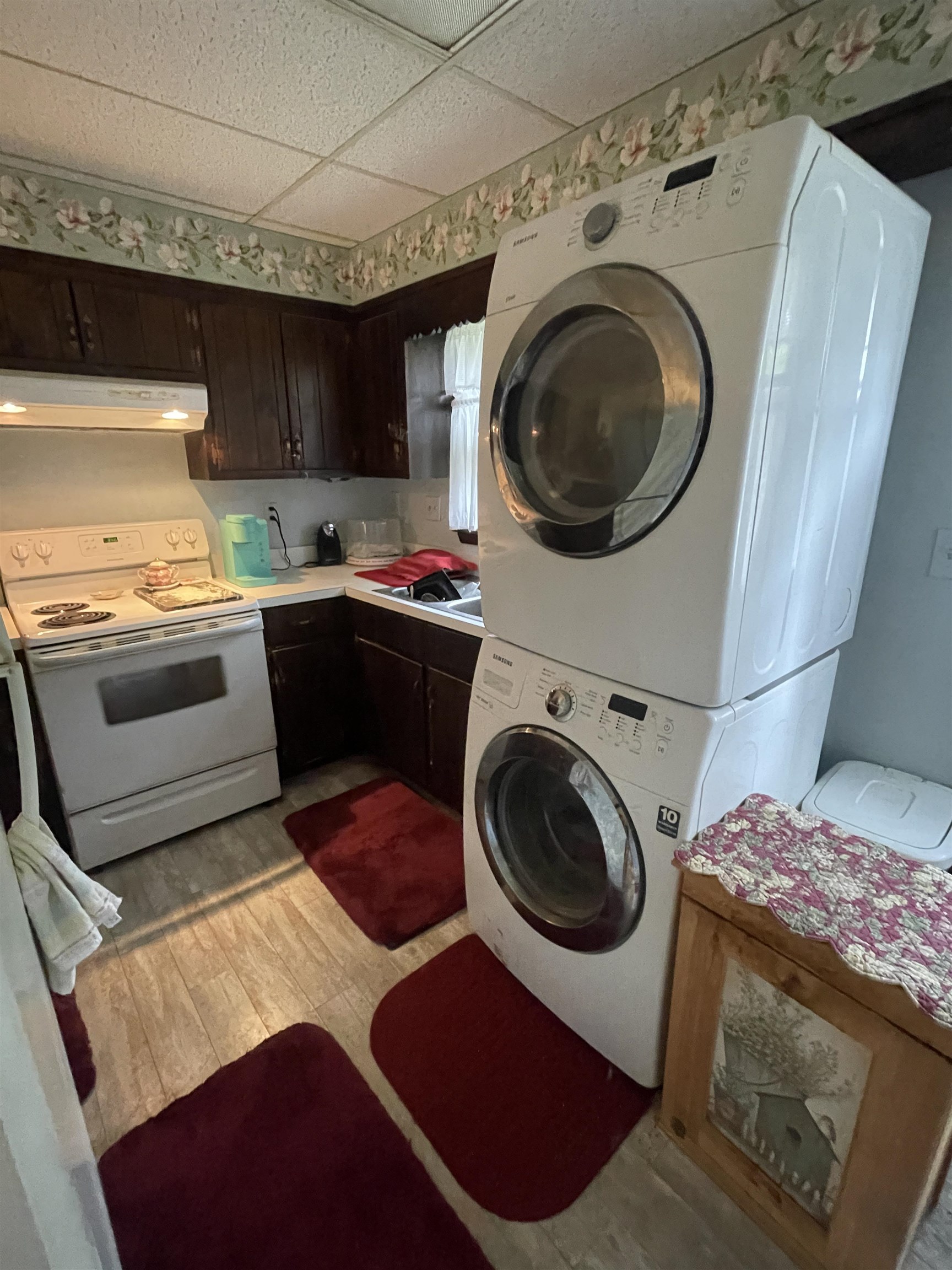 155 Dorr Drive Property Photo 10