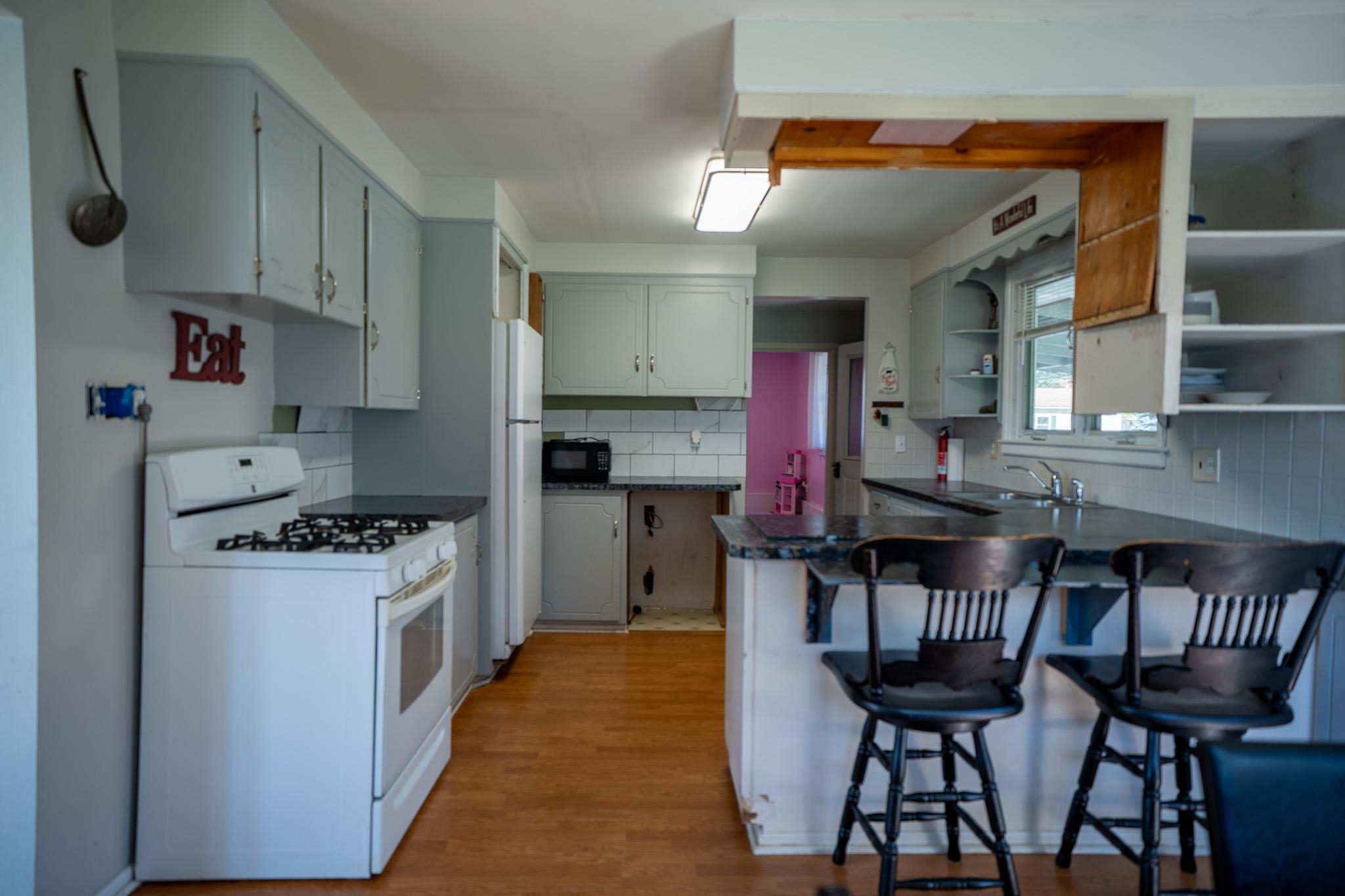 96 Stetson Terrace Property Photo 10