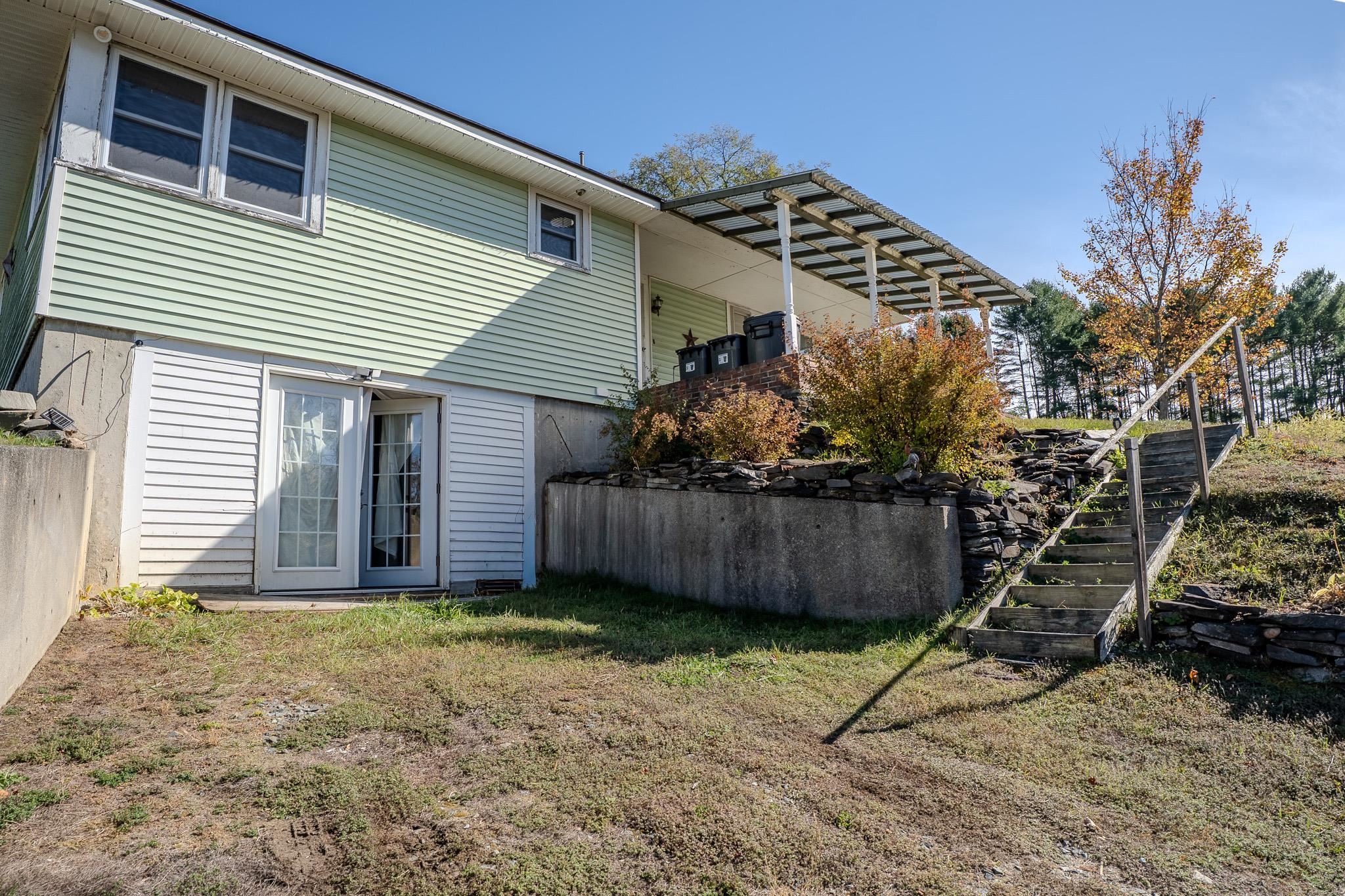 96 Stetson Terrace Property Photo 32