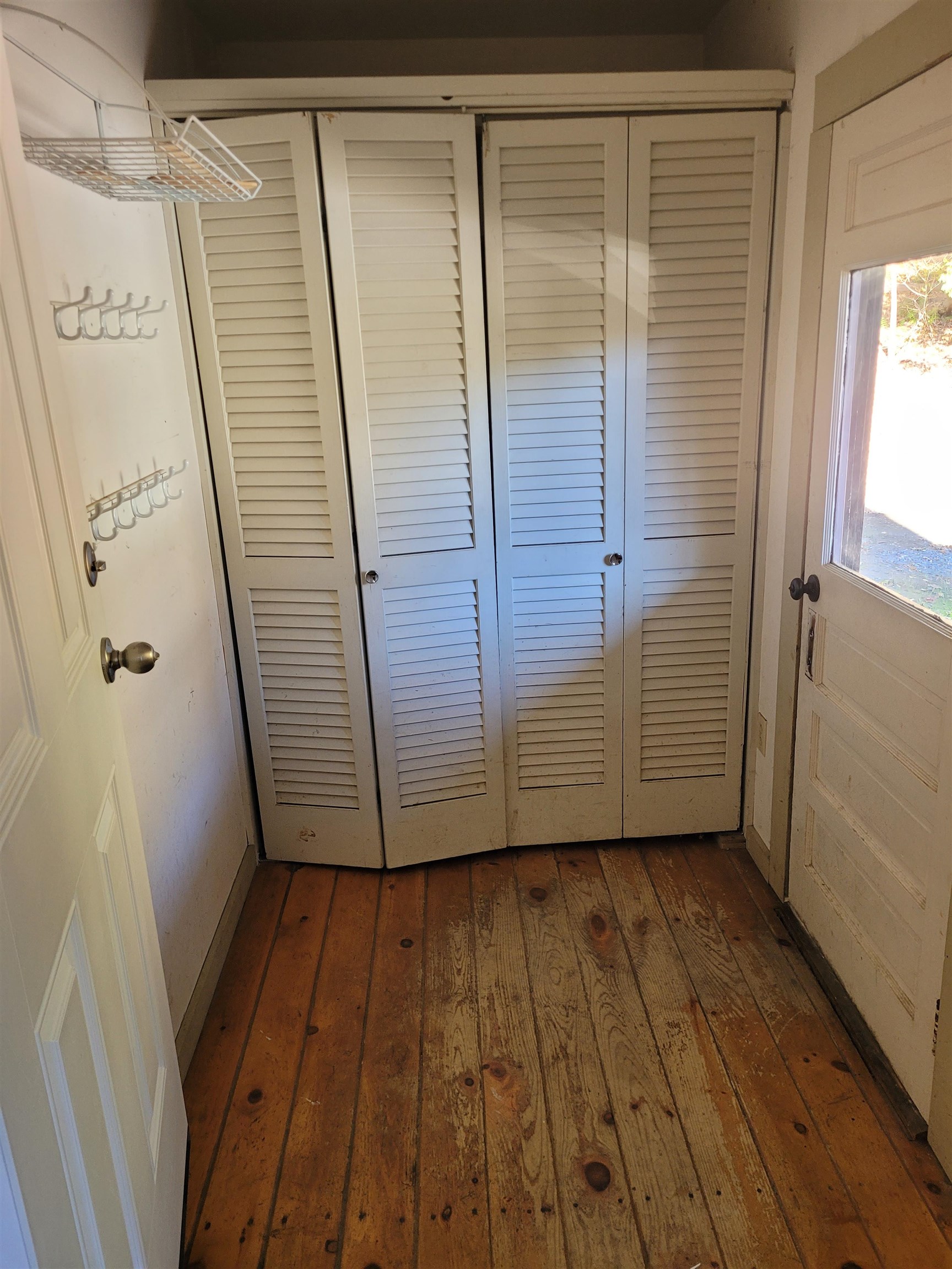 3 Pine Street Property Photo 9