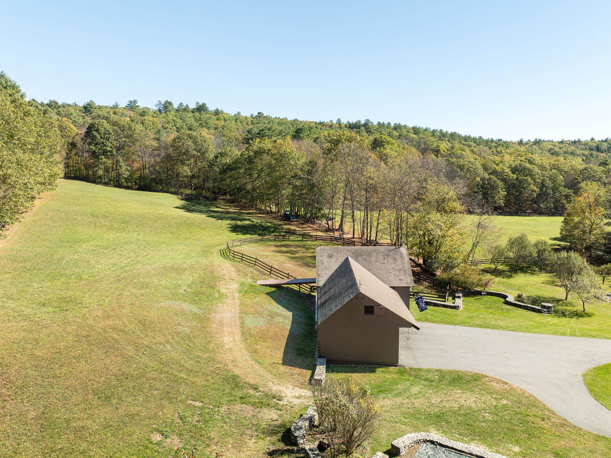 60 Spencer Hollow Road Property Photo 4