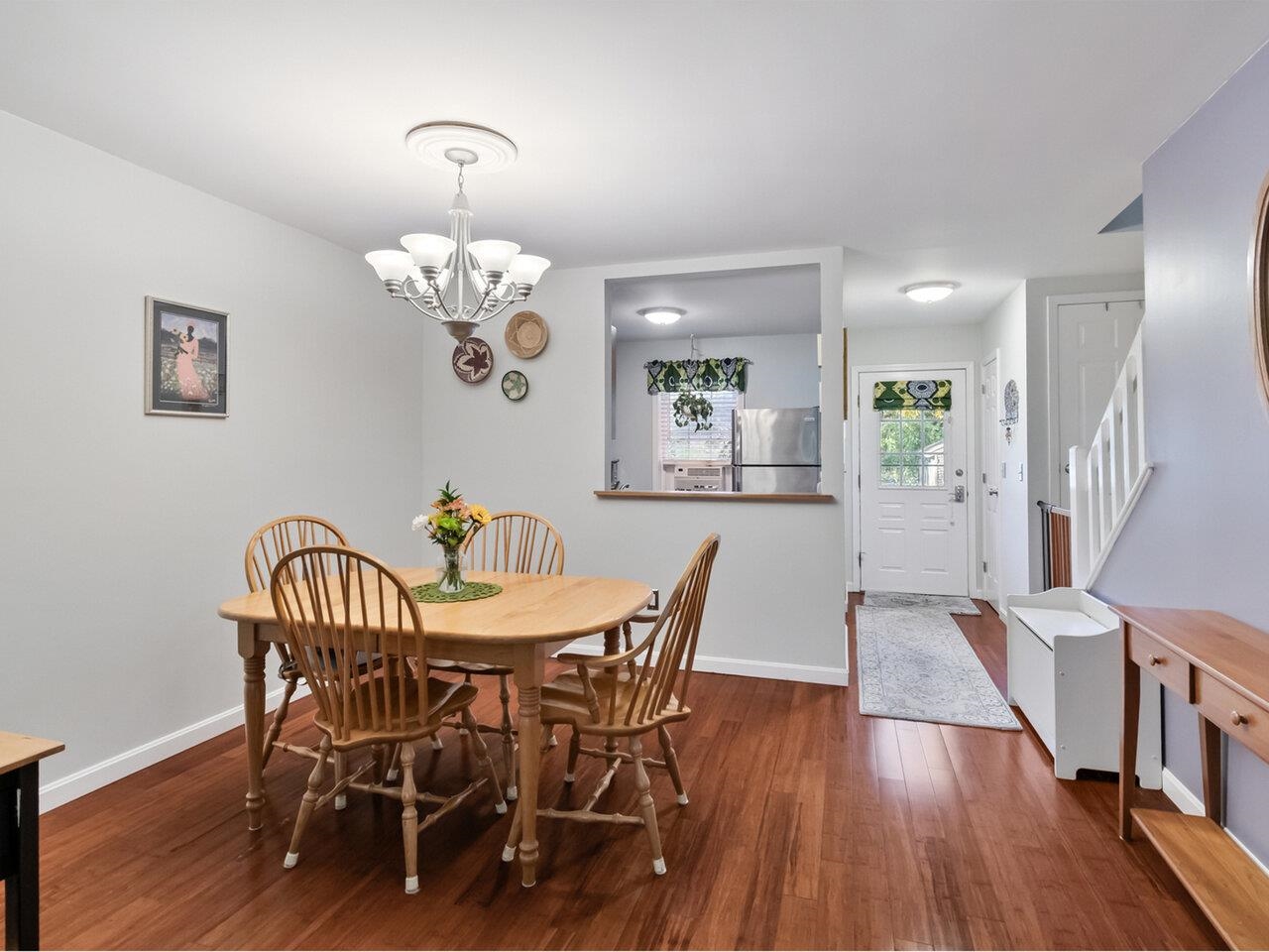 254 Twin Oaks Terrace Property Photo 7