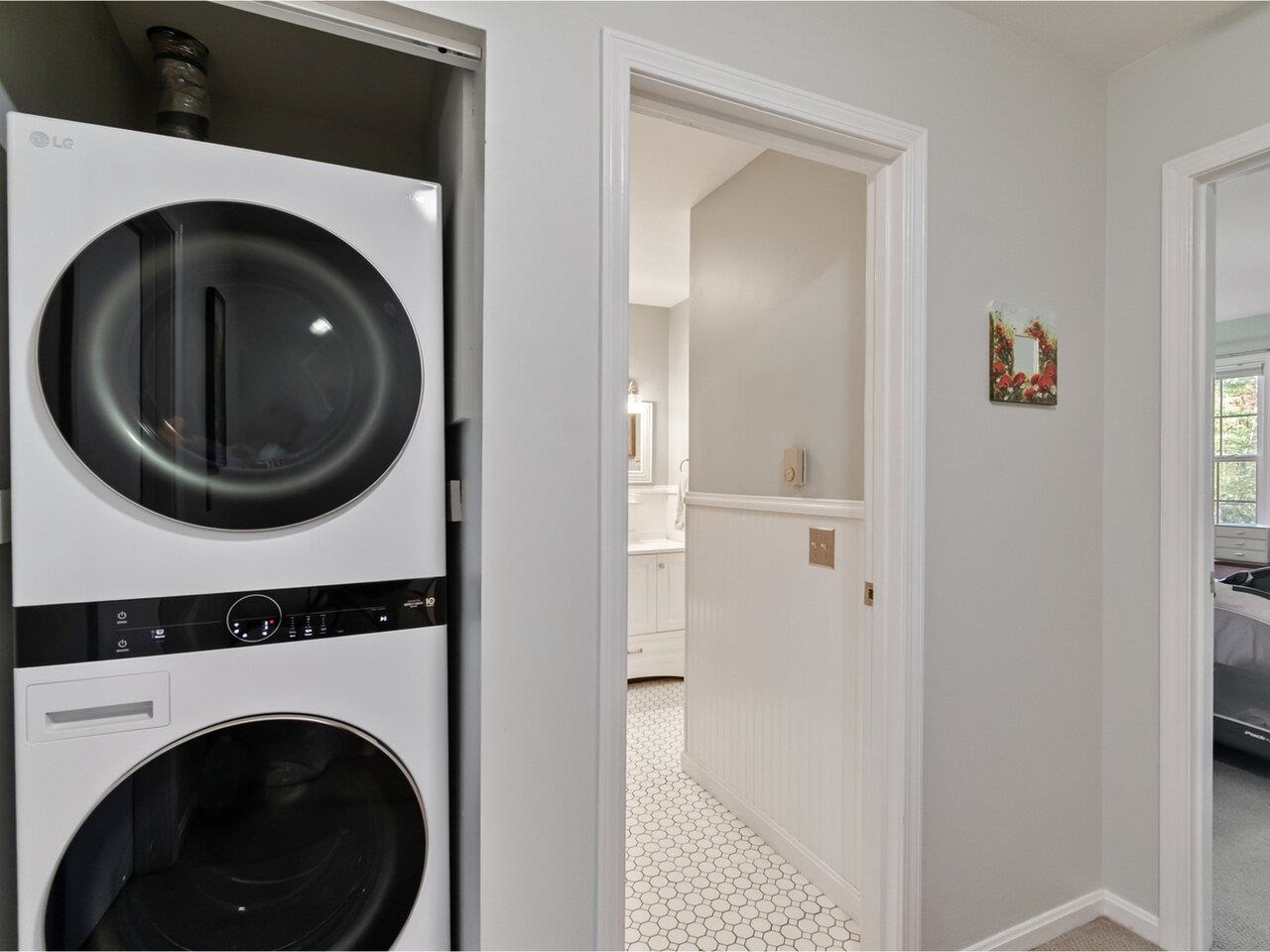 254 Twin Oaks Terrace Property Photo 18