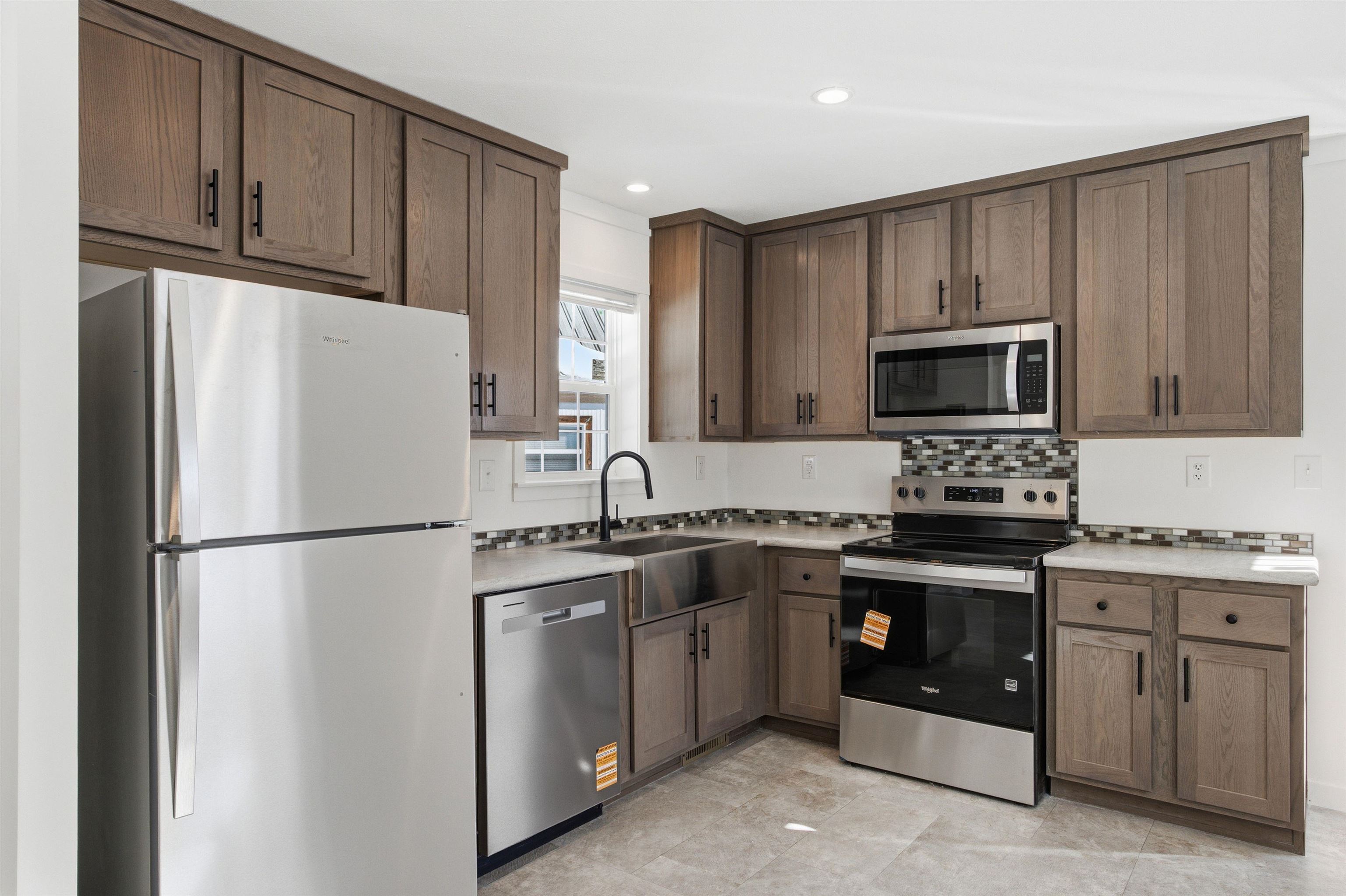 71 Carla Court Property Photo 4