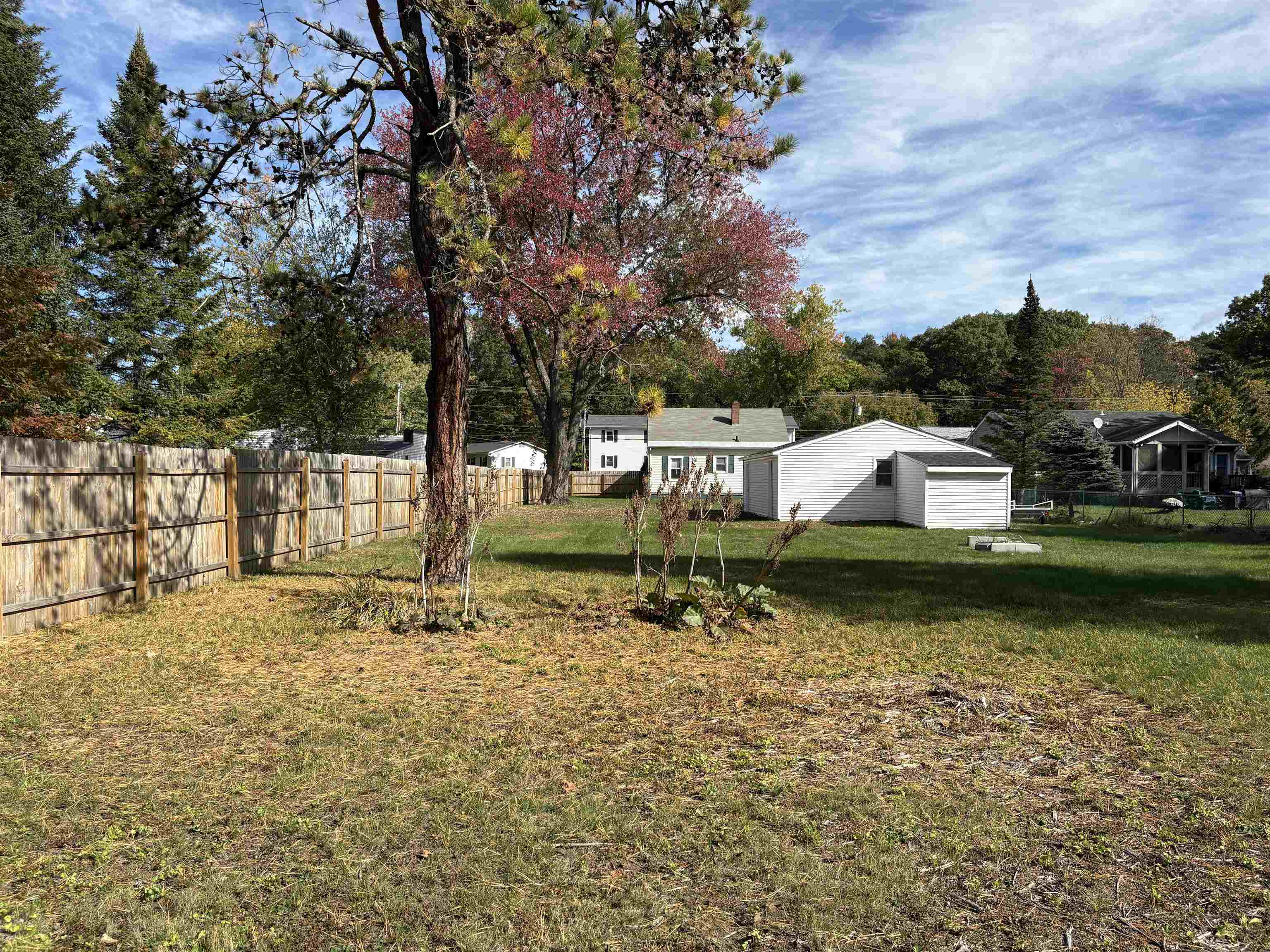 168 West Street Property Photo 5