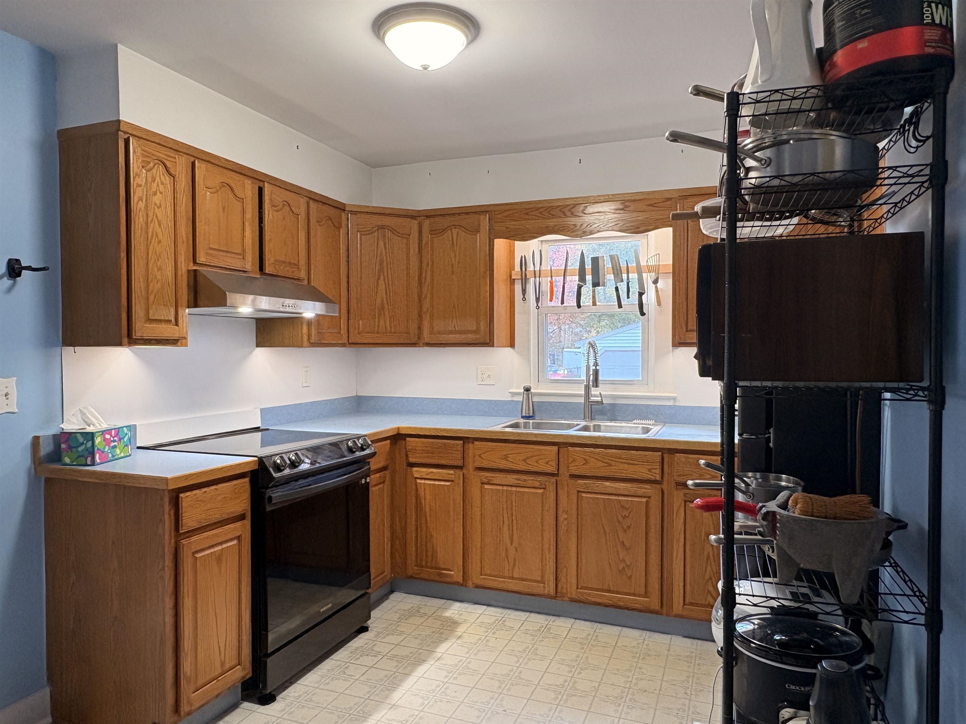 168 West Street Property Photo 7