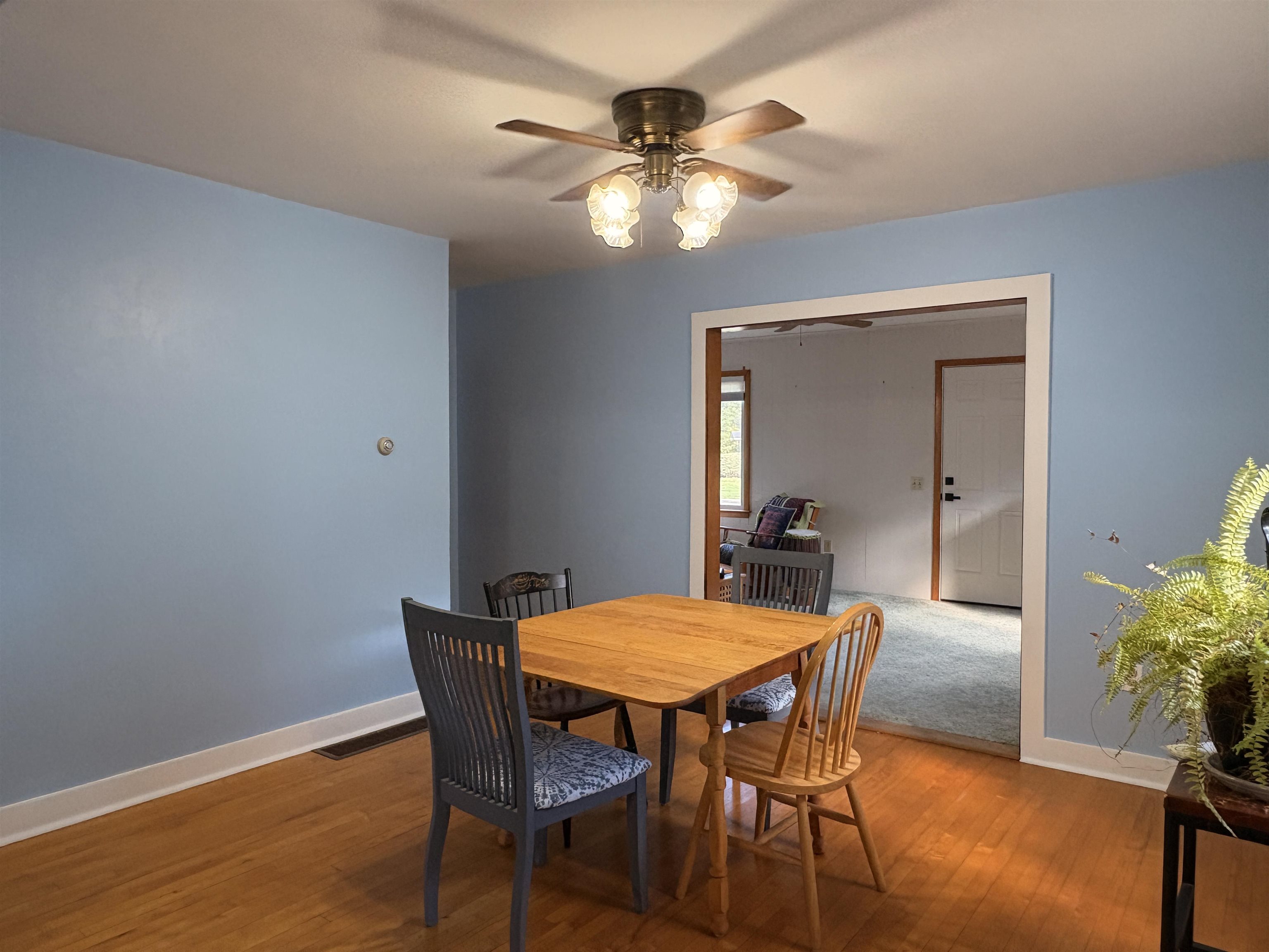 168 West Street Property Photo 8