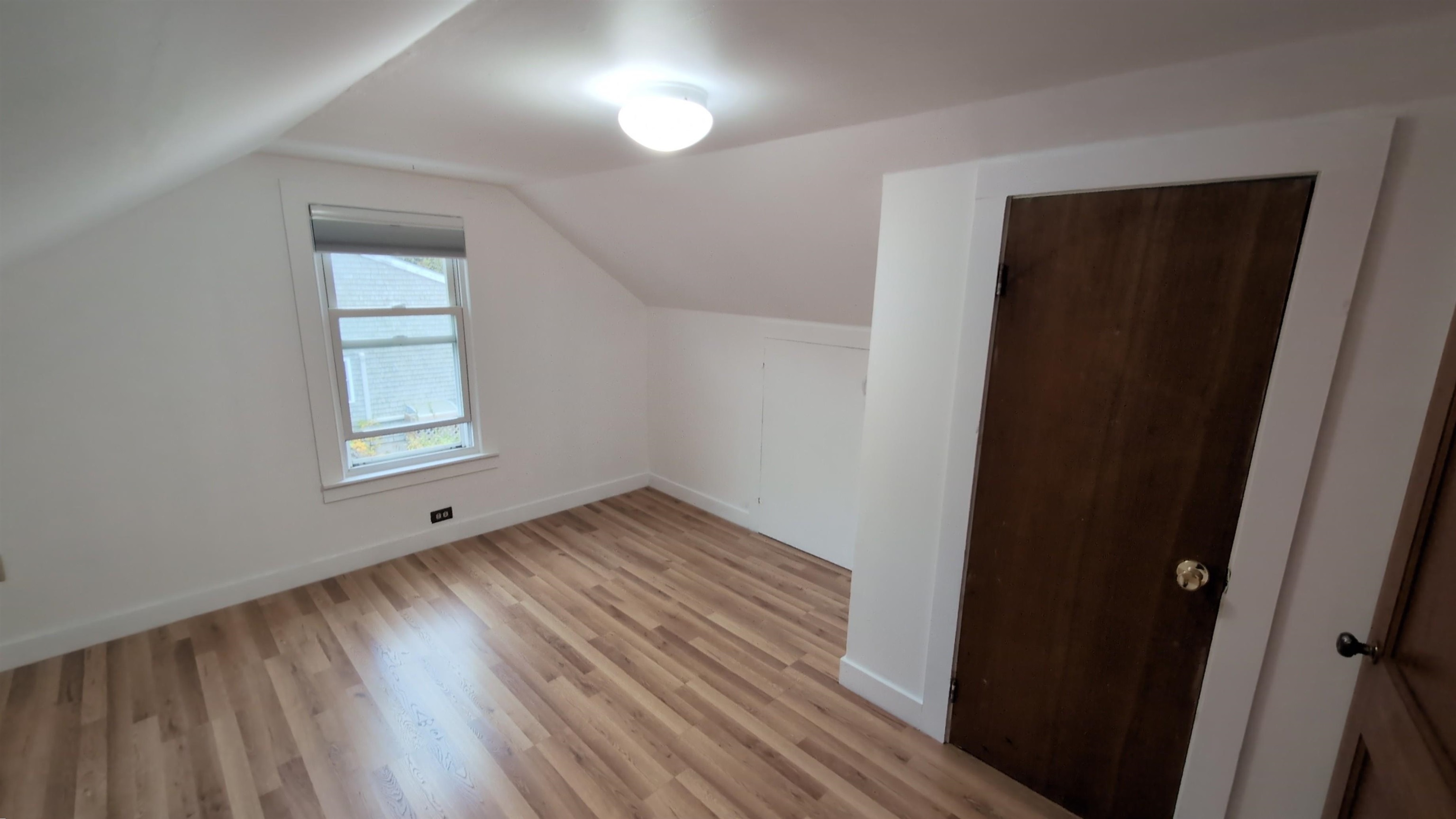 168 West Street Property Photo 22