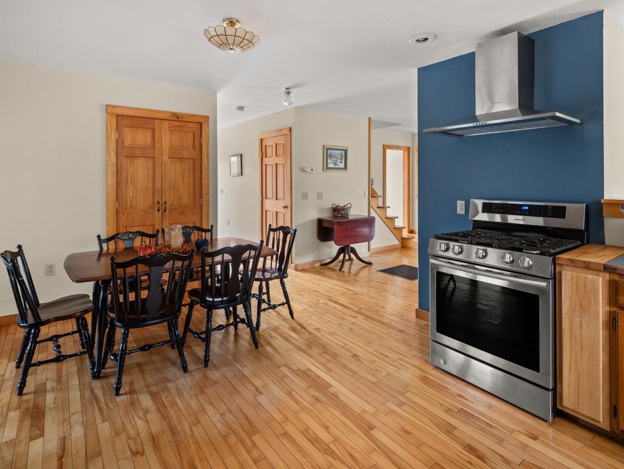 2334 Pumpkin Village Road Property Photo 4