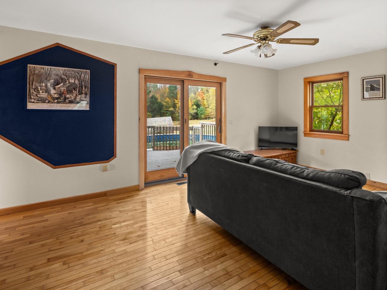 2334 Pumpkin Village Road Property Photo 9