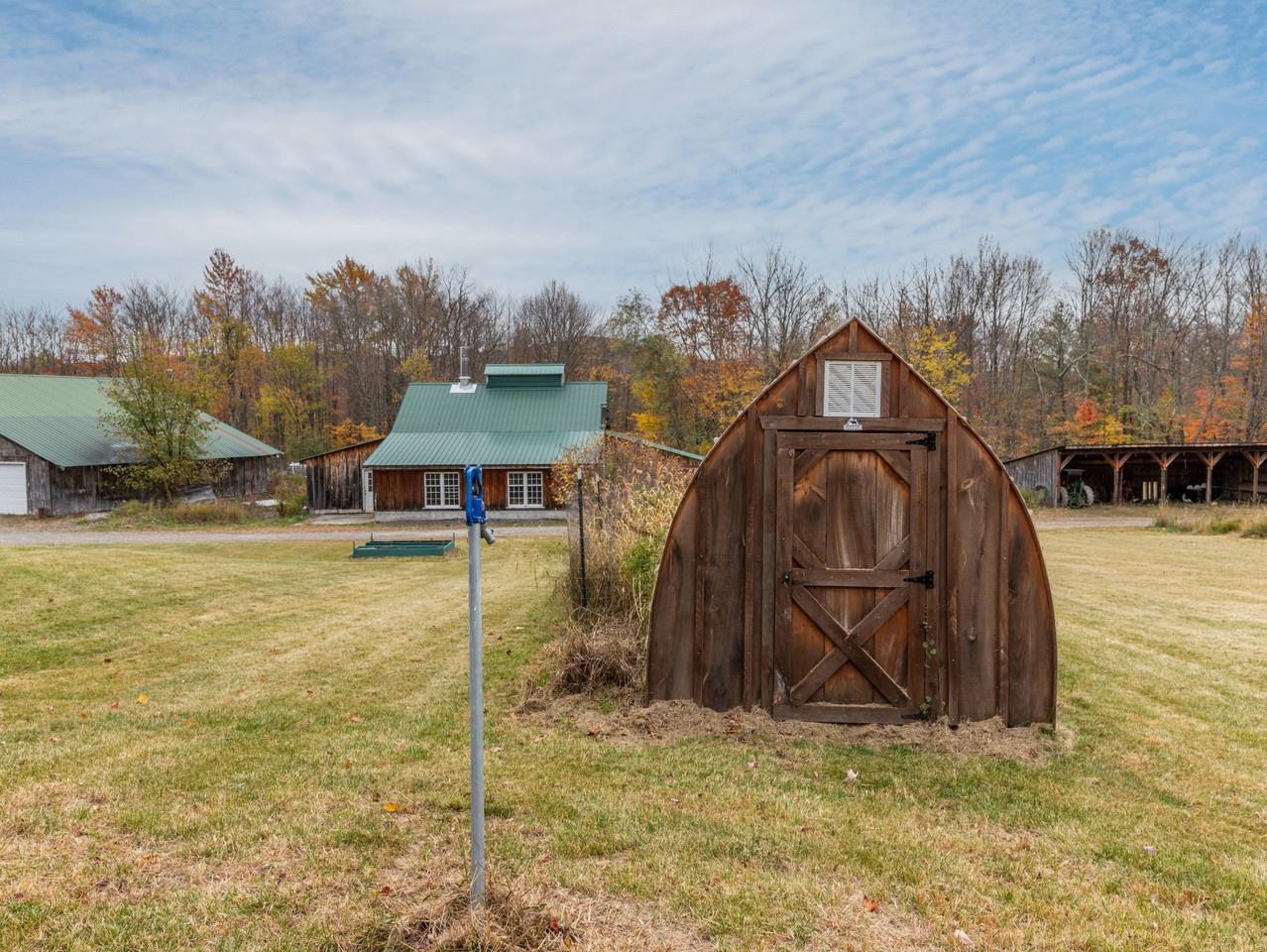2334 Pumpkin Village Road Property Photo 35