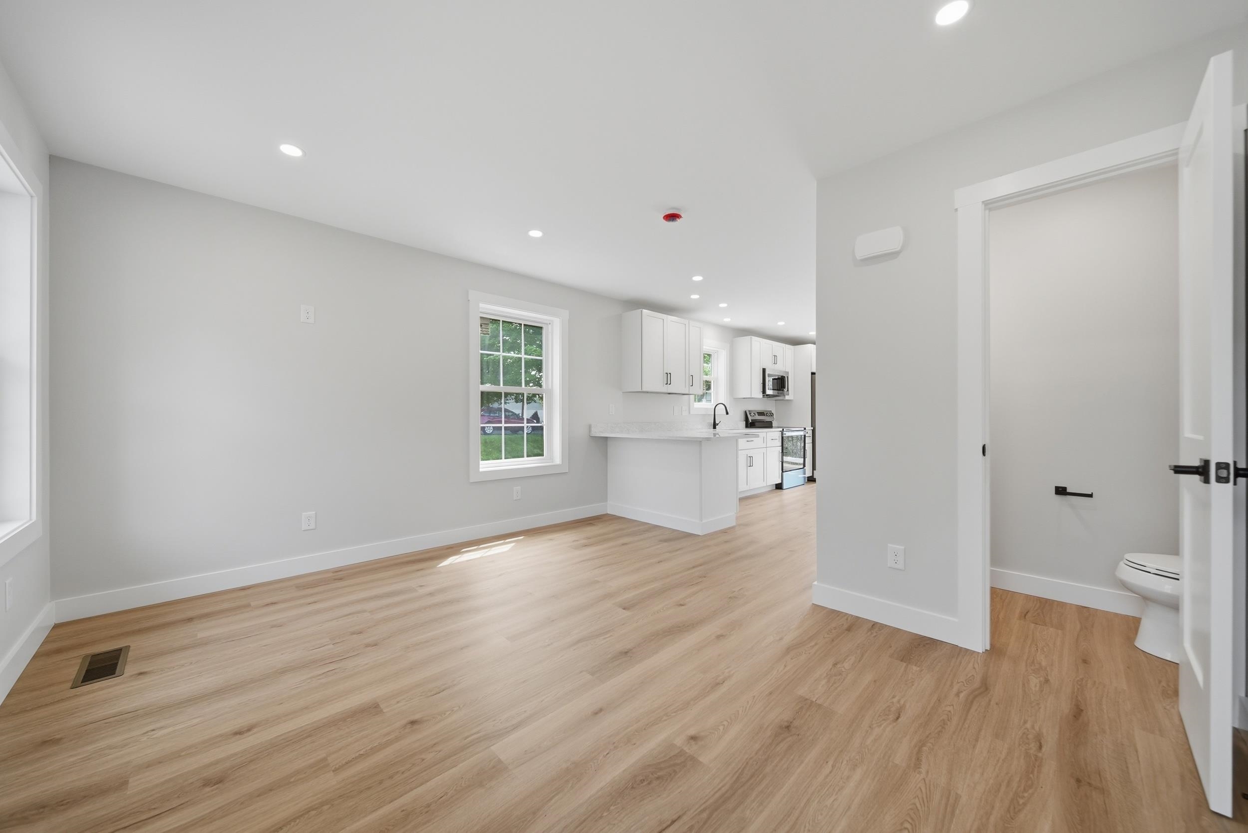 24 Munroe Street Property Photo 7