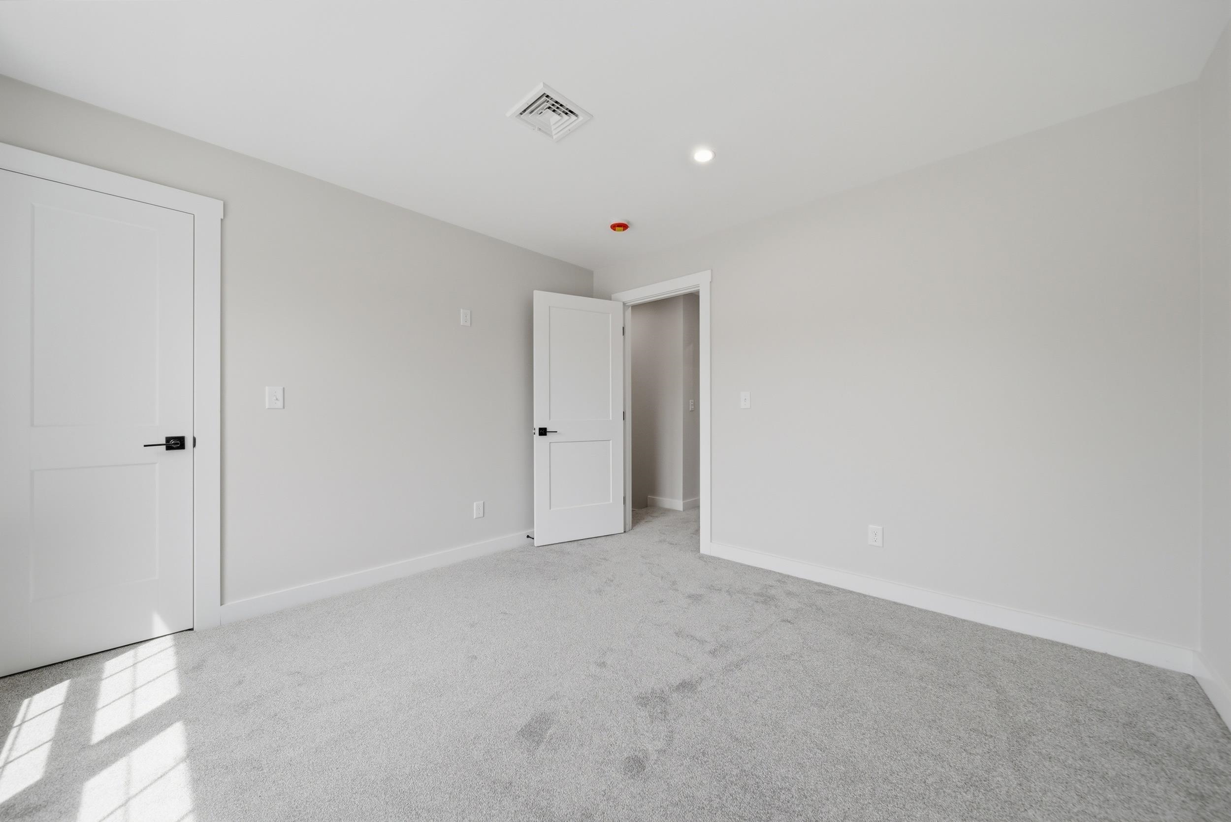24 Munroe Street Property Photo 14