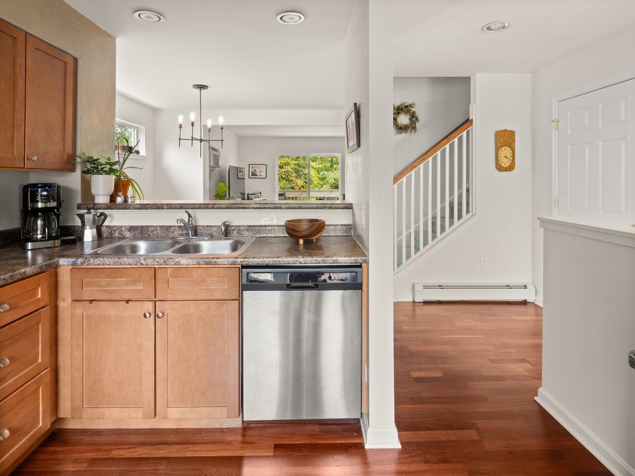 61 Finch Court Property Photo 5