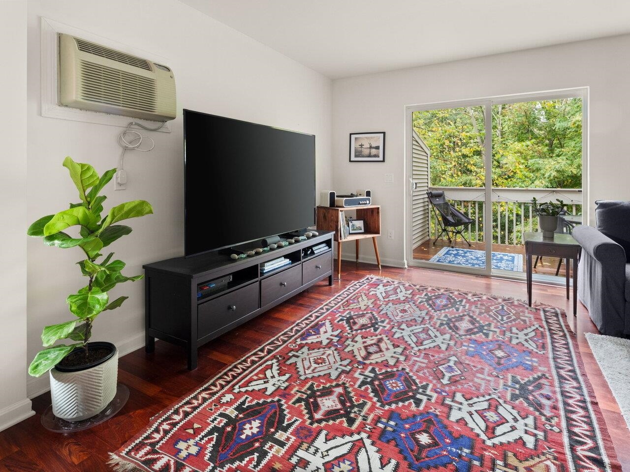 61 Finch Court Property Photo 8