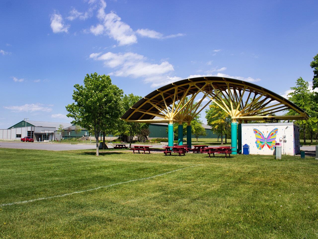 61 Finch Court Property Photo 38