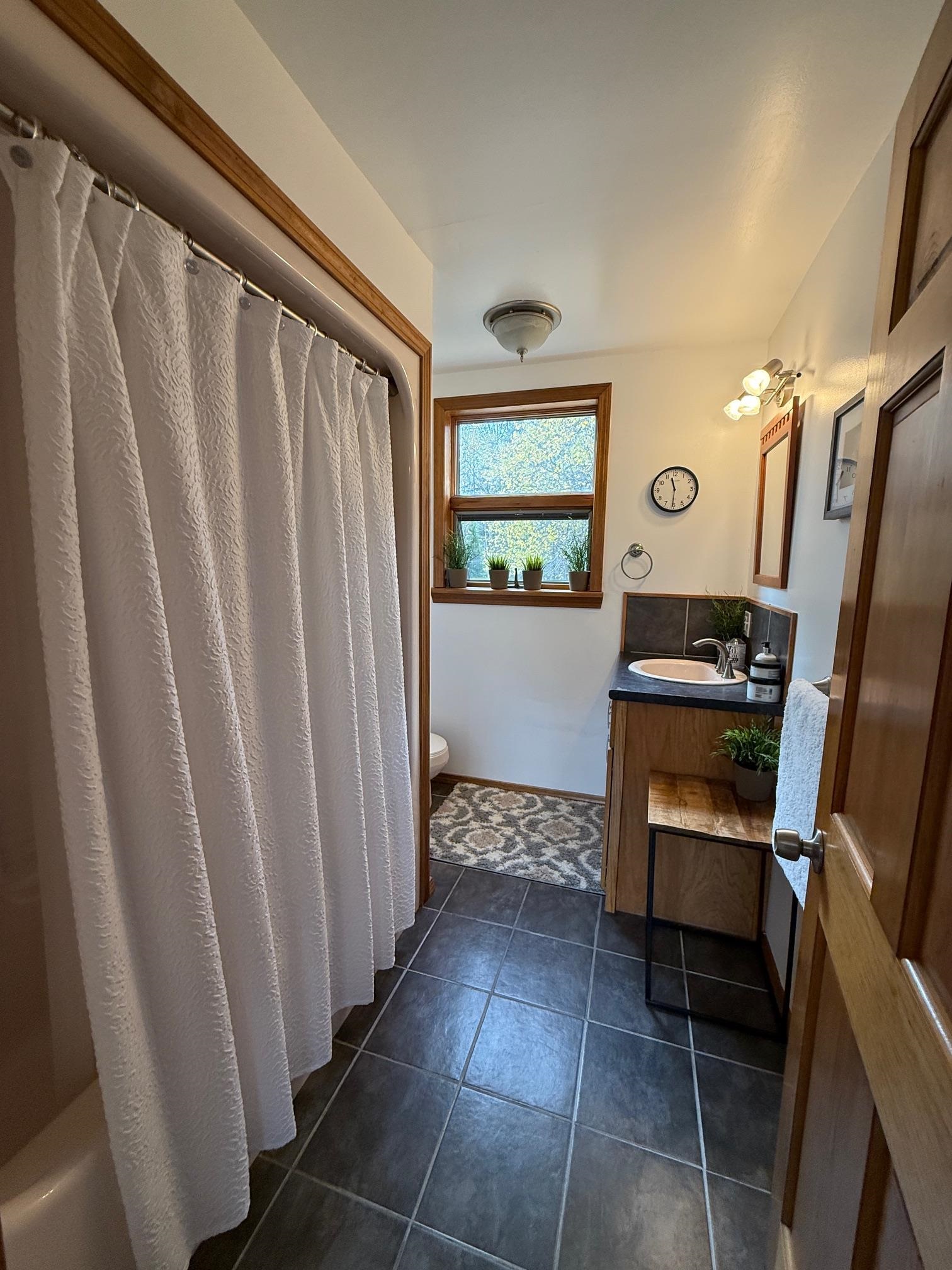 397 Mountain View Road Property Photo 7