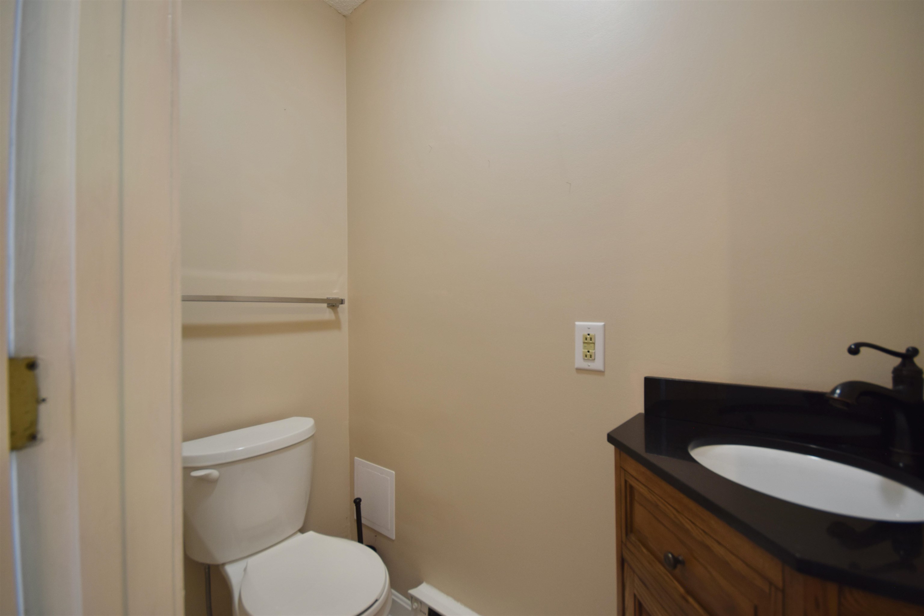 12 Gilbert Square Property Photo 9