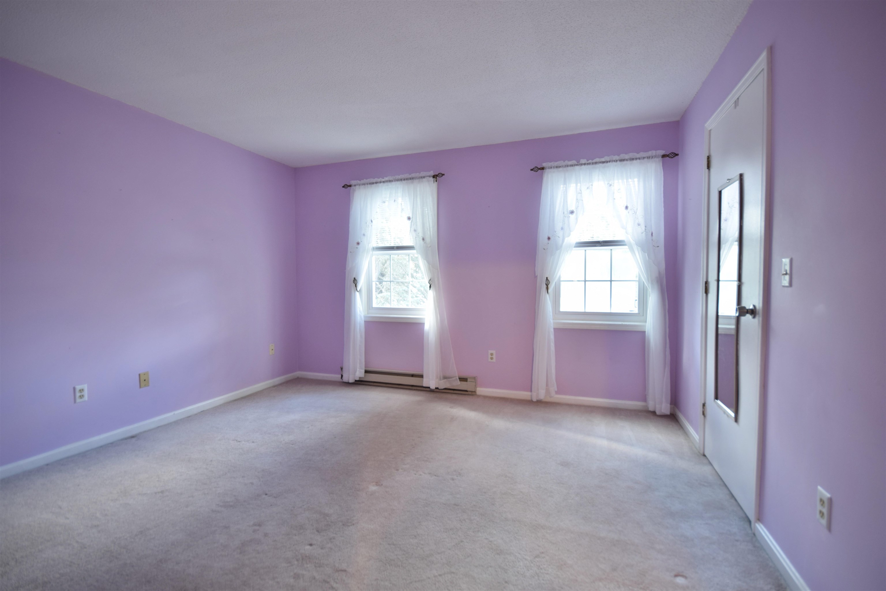 12 Gilbert Square Property Photo 12