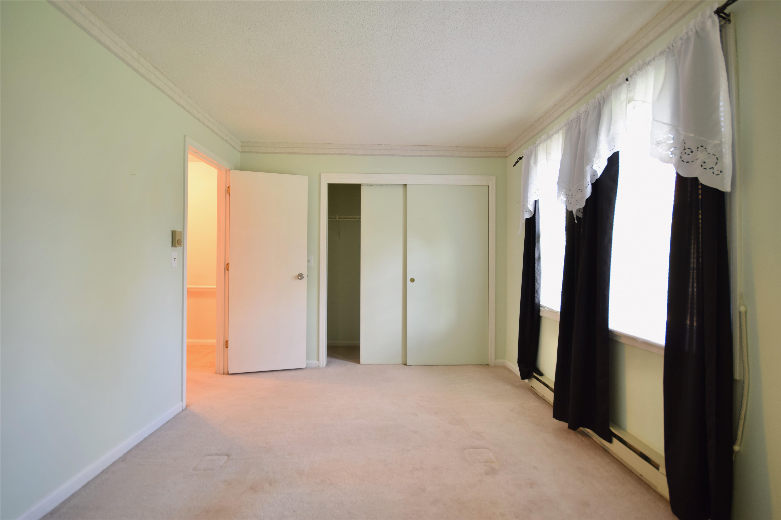 12 Gilbert Square Property Photo 14