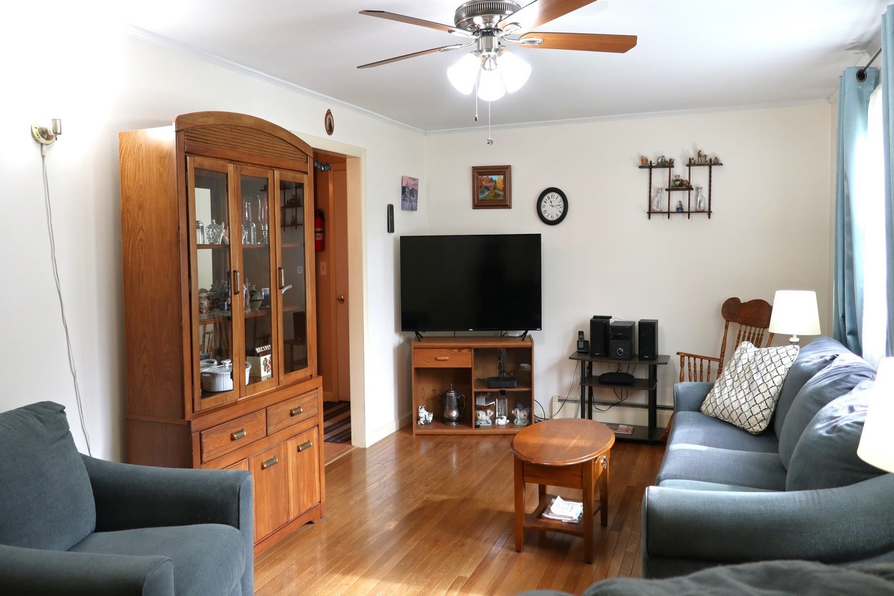 133 Harrington Avenue Property Photo 3