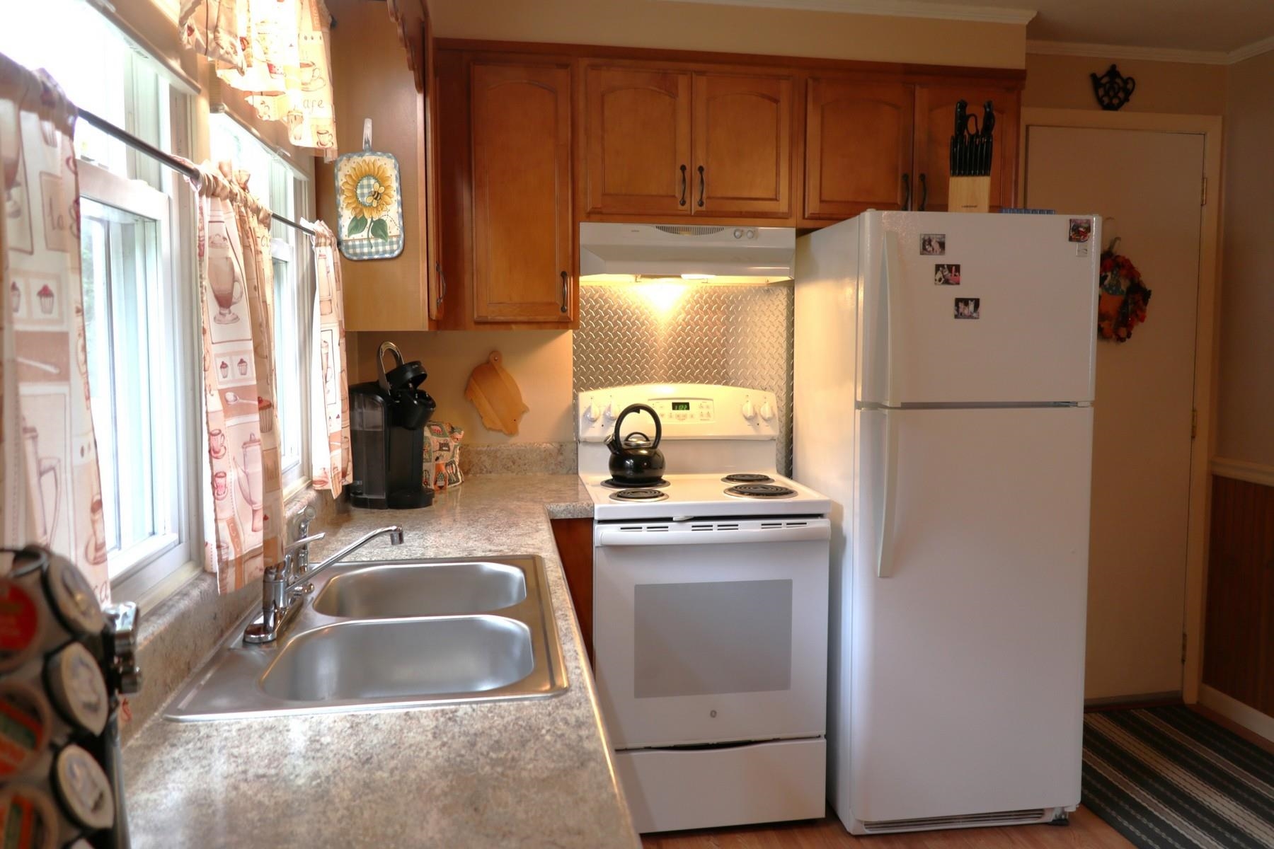 133 Harrington Avenue Property Photo 8