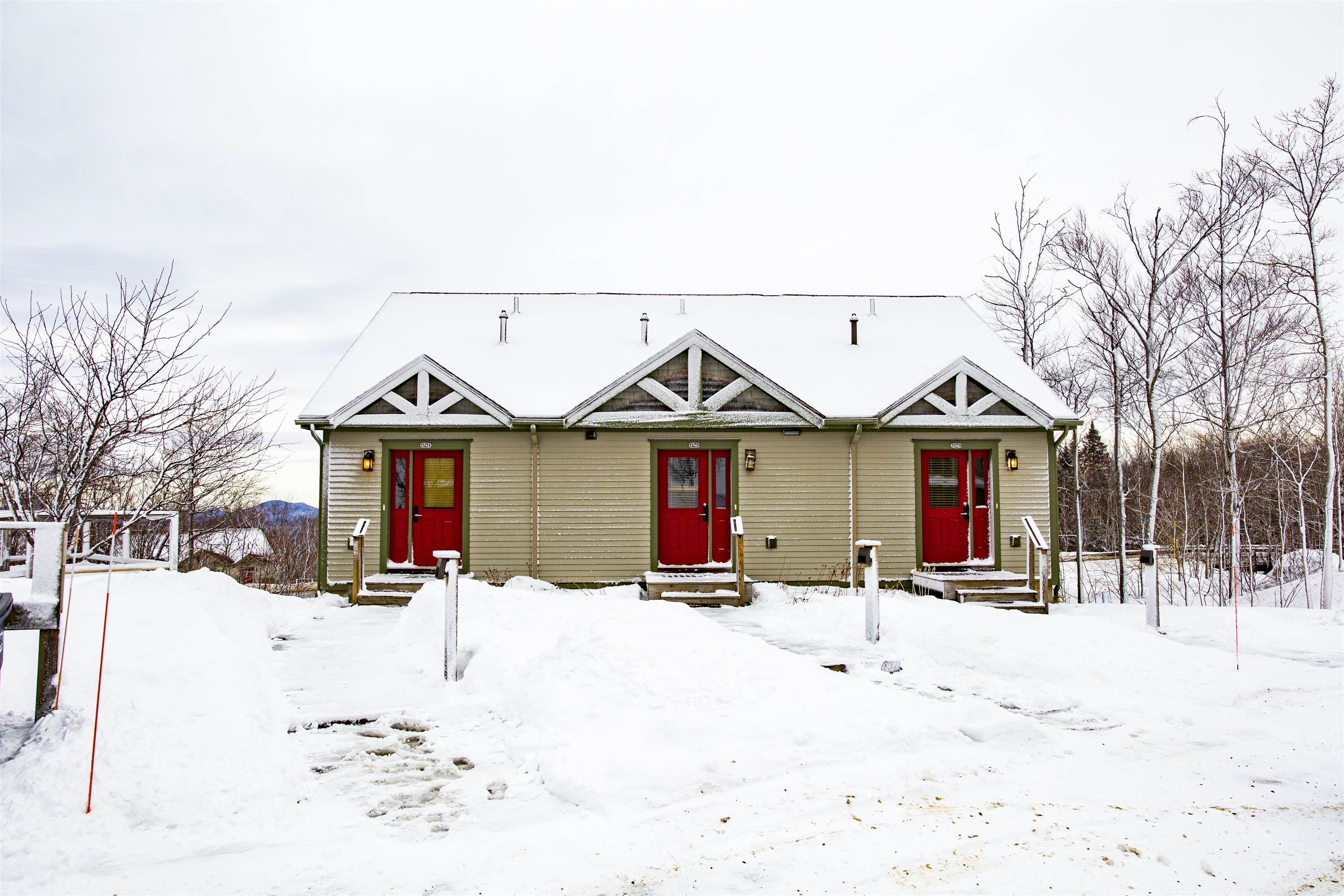 16 White Pine Drive Property Photo 1