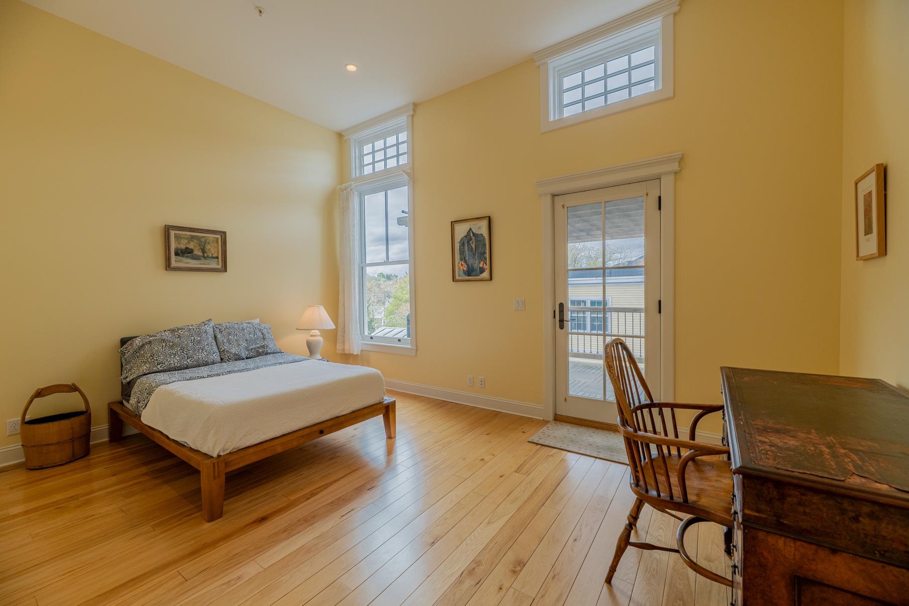 4928 Main Street Property Photo 13