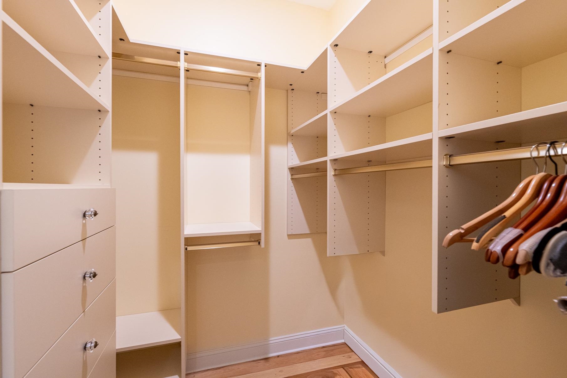 4928 Main Street Property Photo 18