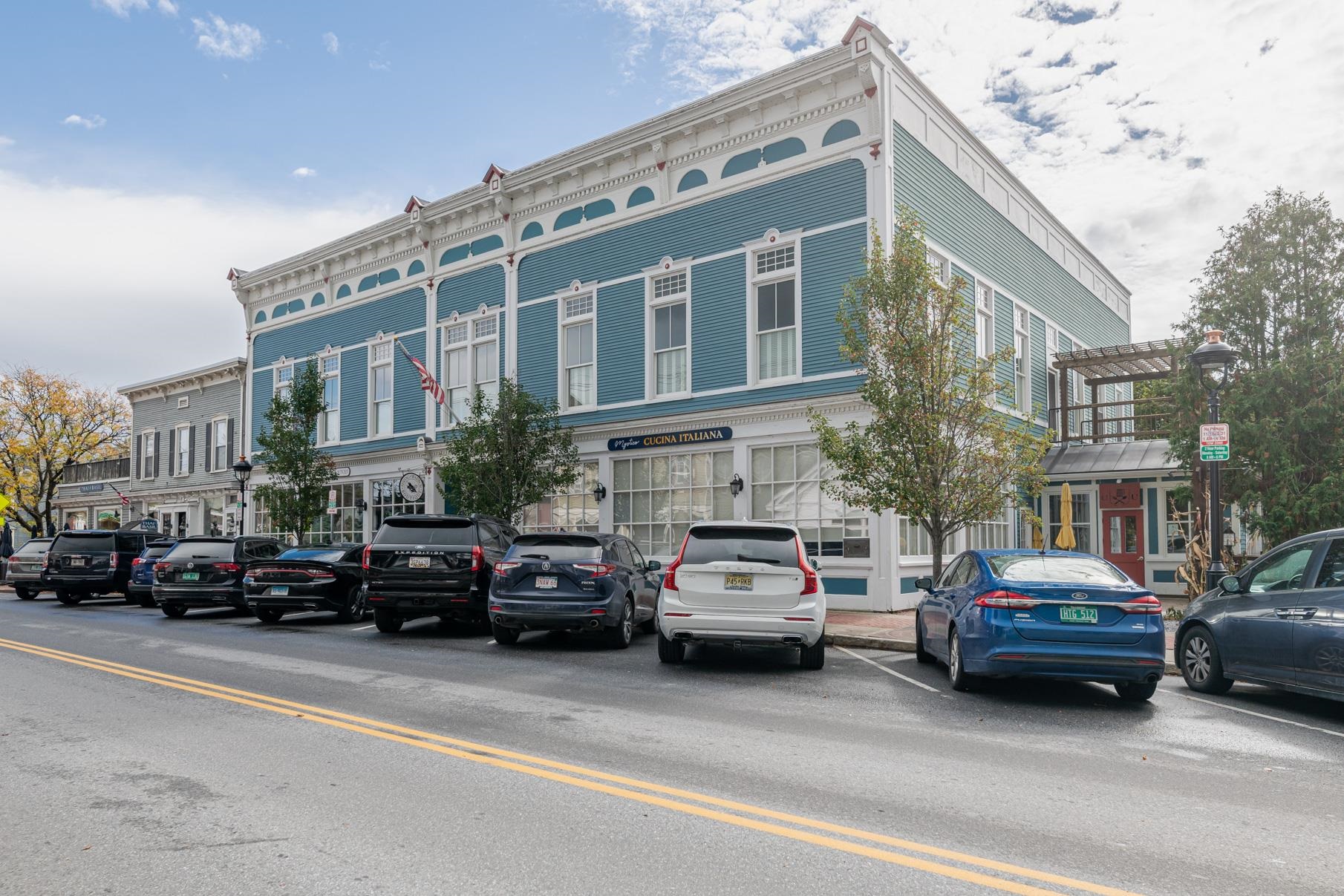 4928 Main Street Property Photo 21