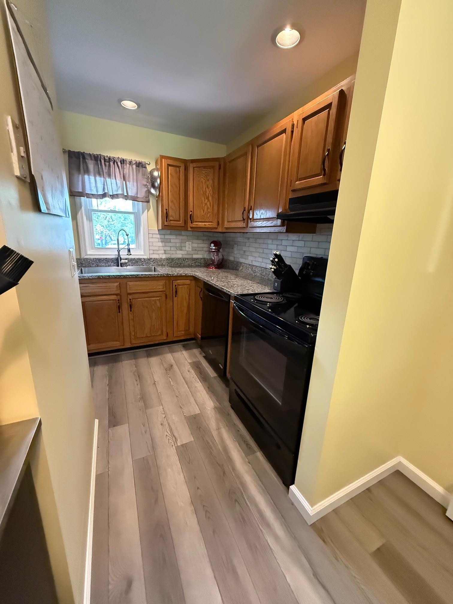 160 Lyman Meadow Road Property Photo 5