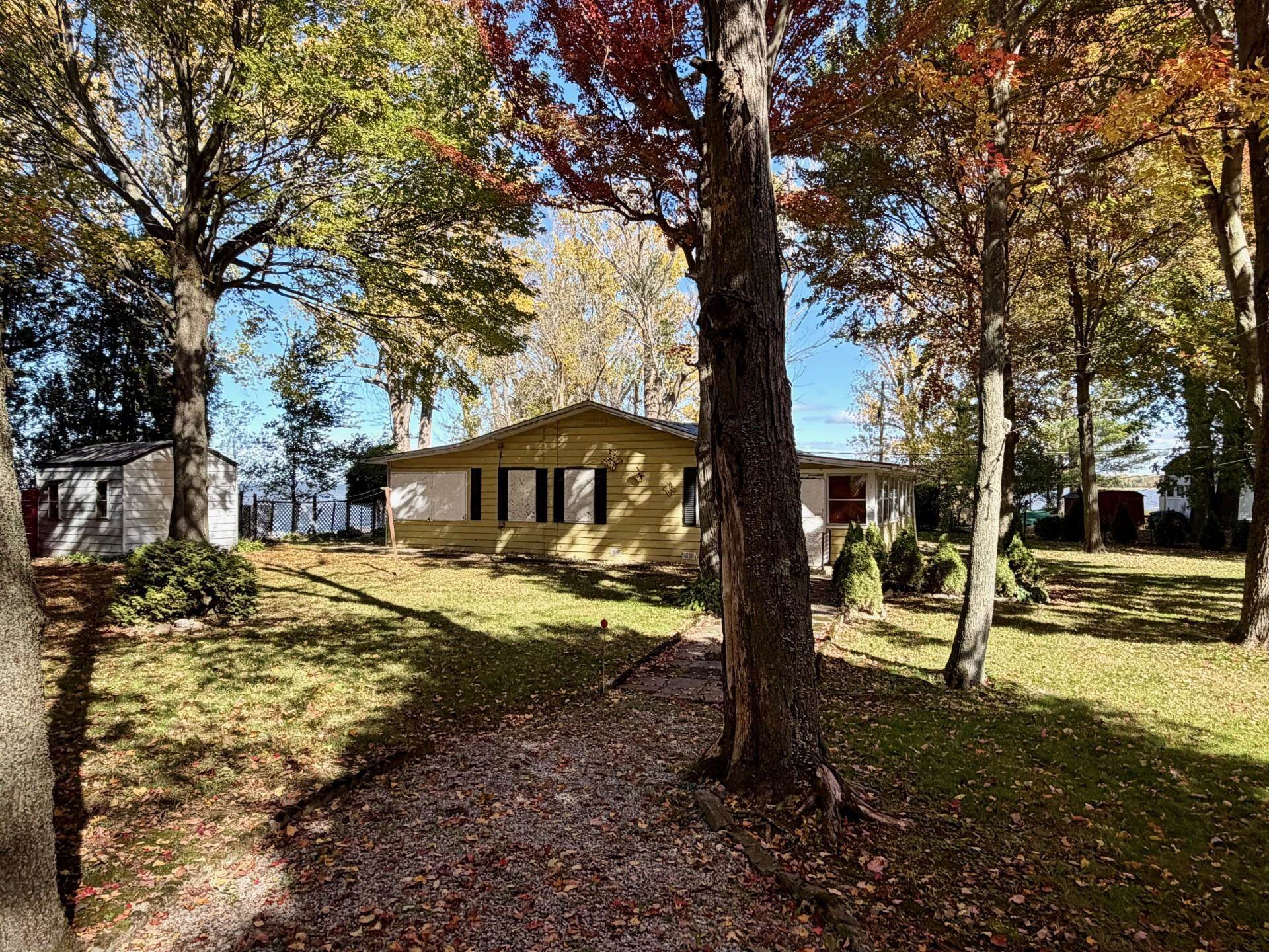 33 Leo Drive Property Photo 2