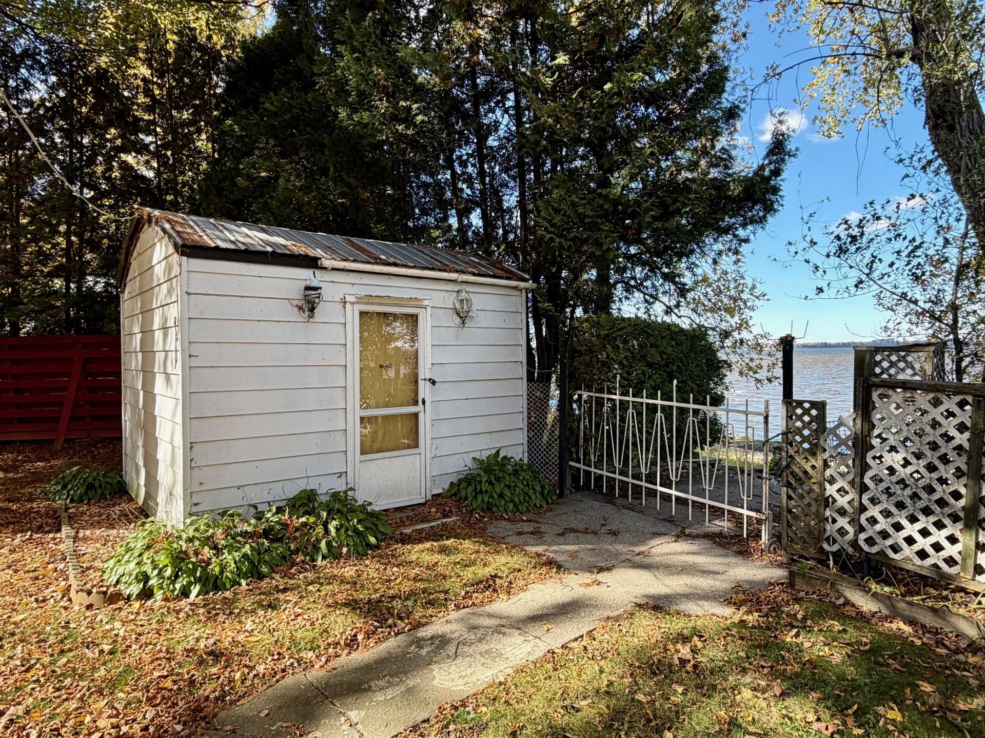 33 Leo Drive Property Photo 18