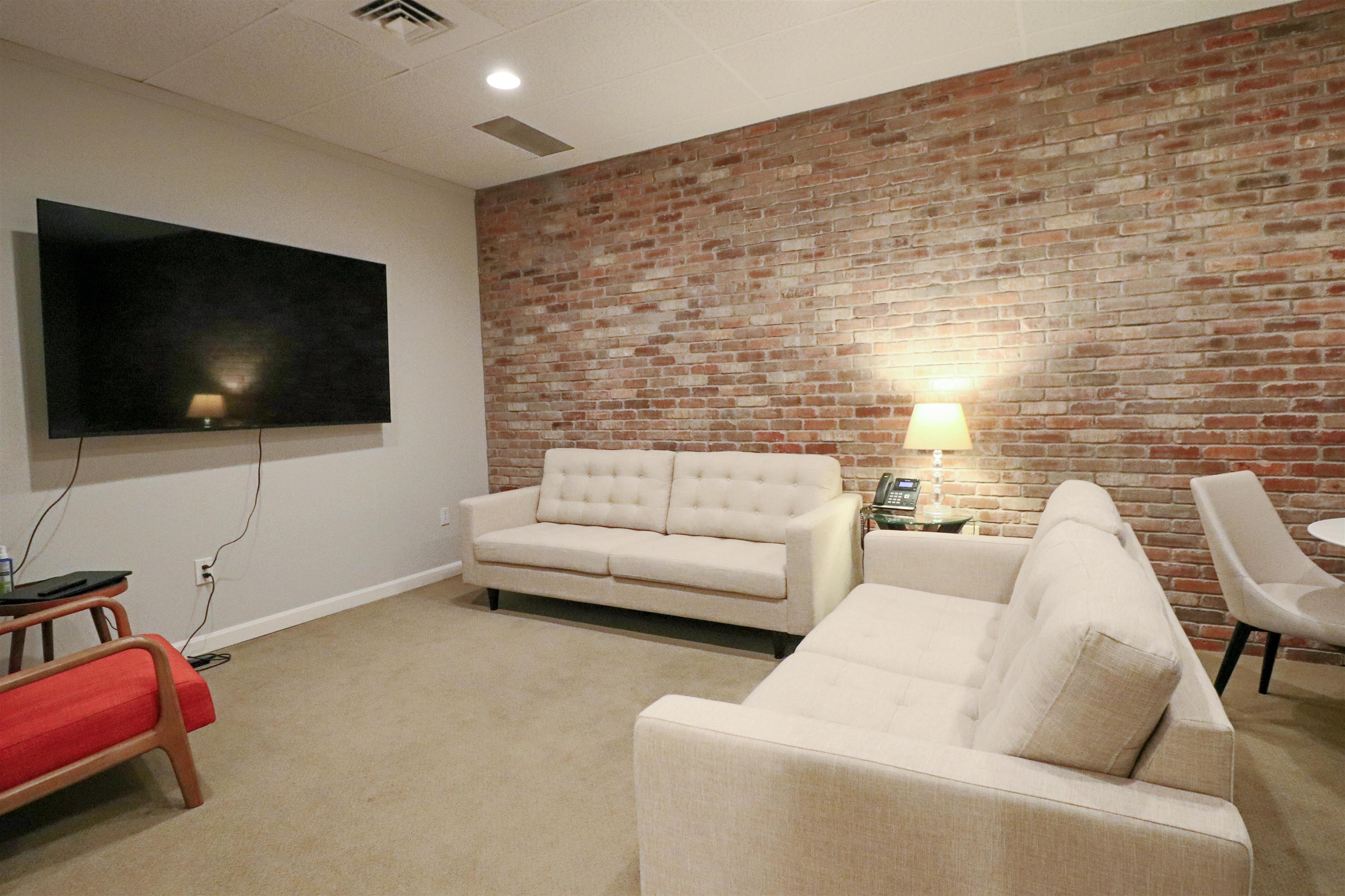 10 Vaughan Property Photo 14