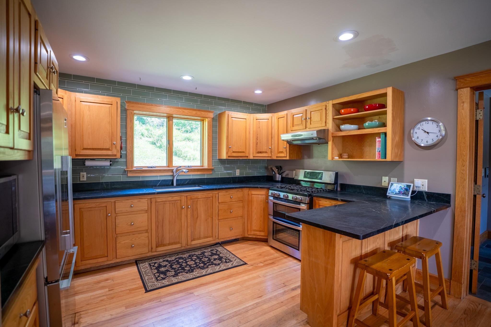 936 Rocky Ridge Road Property Photo 11