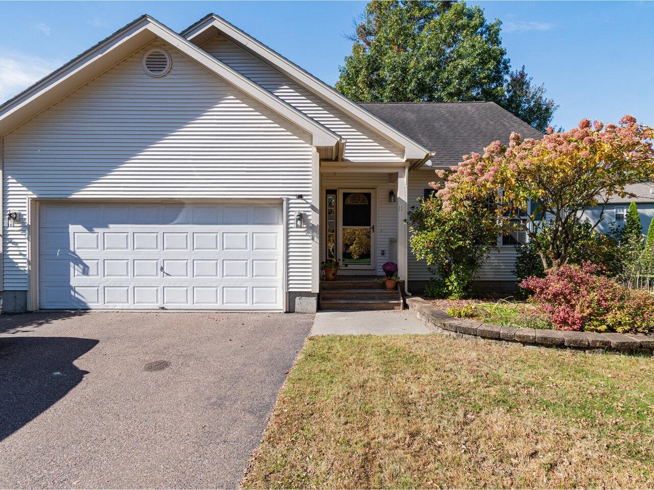 11 Tyler Drive Property Photo 1