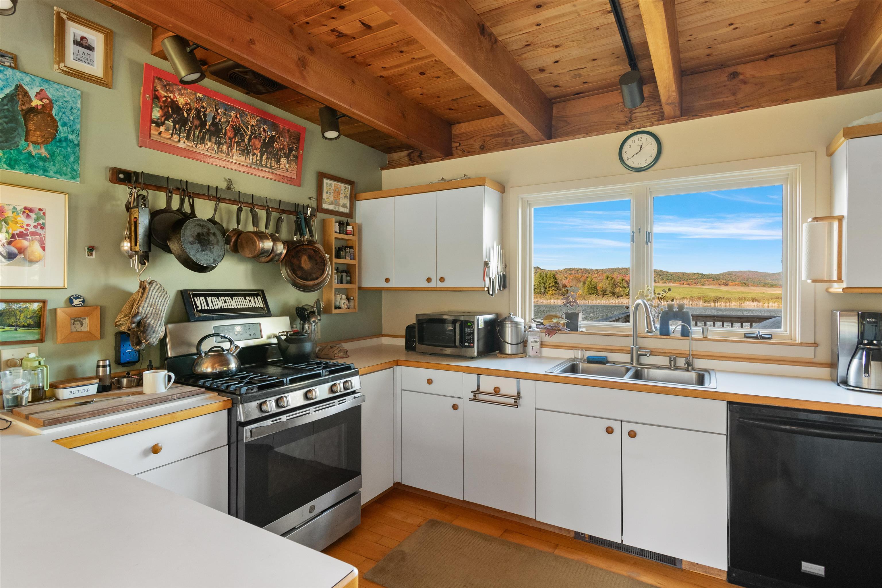 438 Monkton Road Property Photo 16