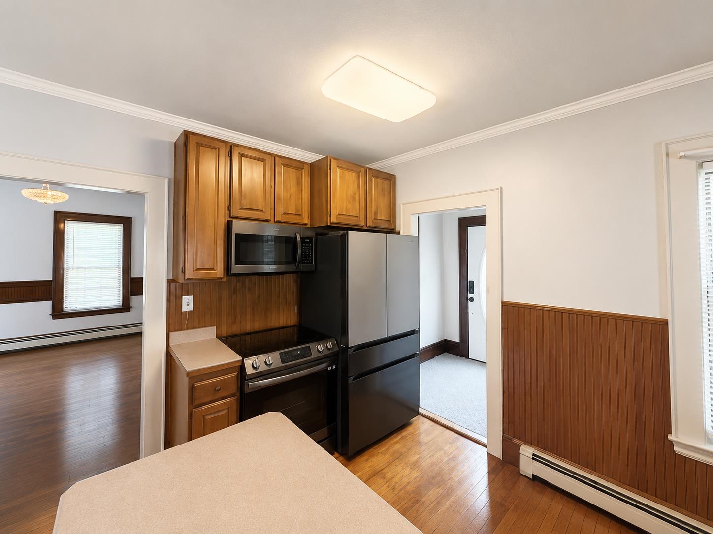 437 Forbush Avenue Property Photo 5