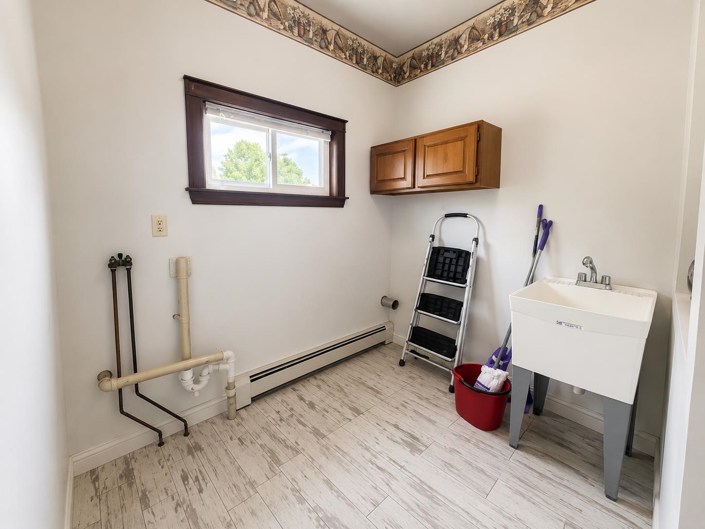 437 Forbush Avenue Property Photo 15
