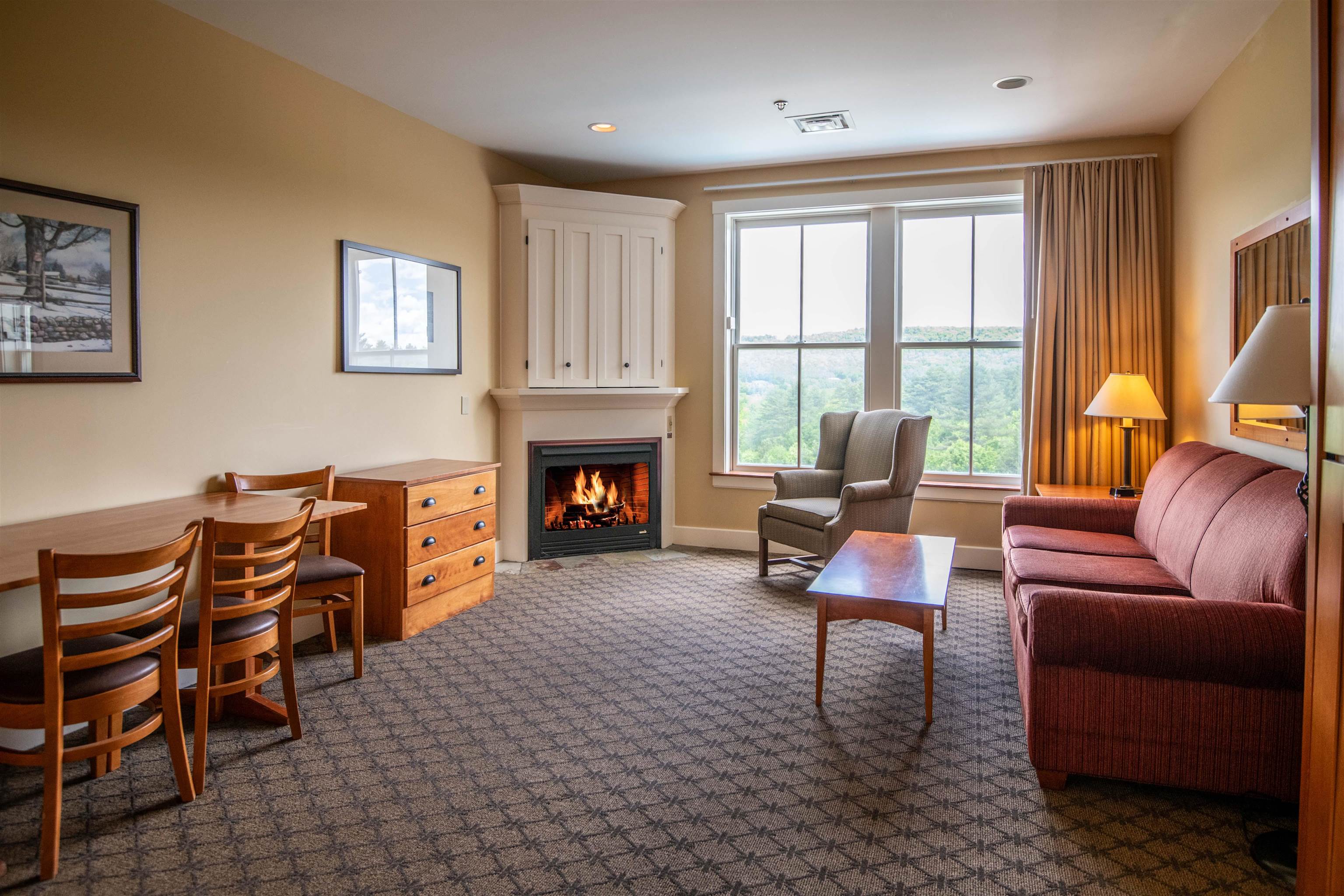 418 Qtr. I I I Jackson Gore Inn Property Photo 2