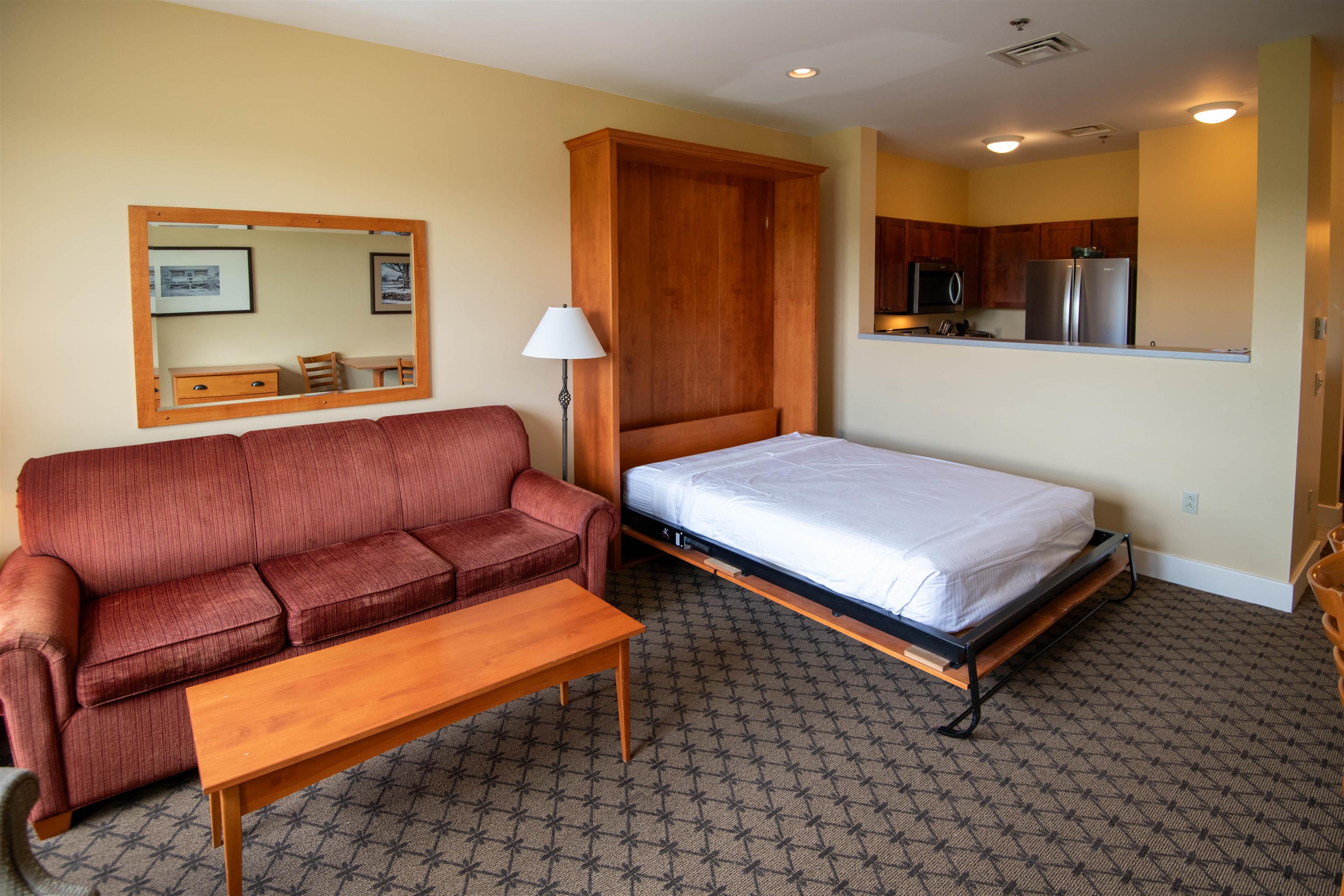 418 Qtr. I I I Jackson Gore Inn Property Photo 6