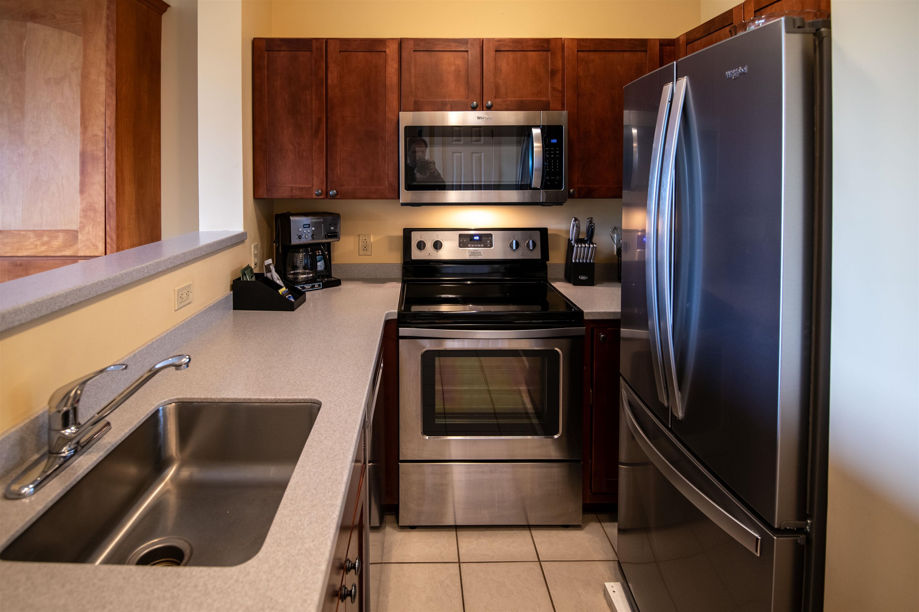 418 Qtr. I I I Jackson Gore Inn Property Photo 9