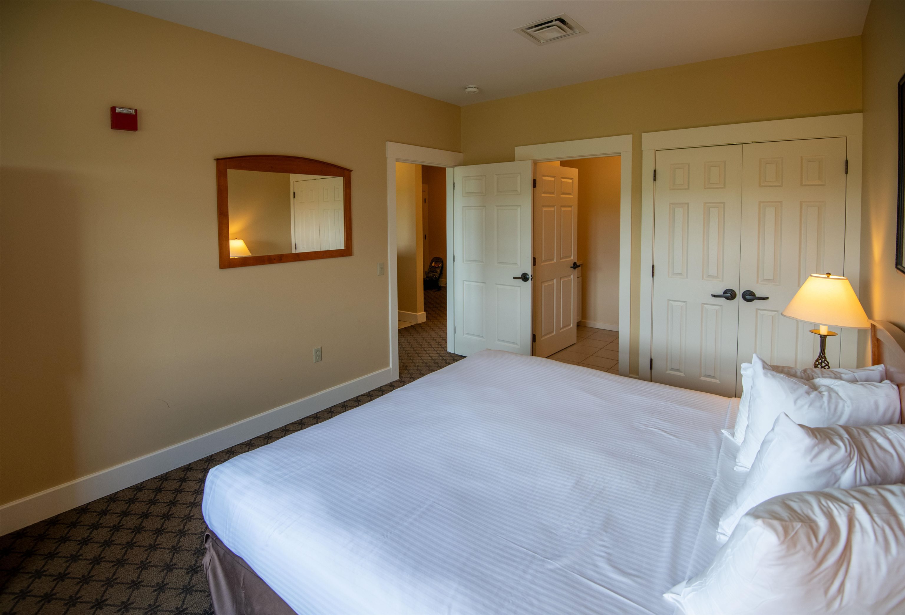 418 Qtr. I I I Jackson Gore Inn Property Photo 13