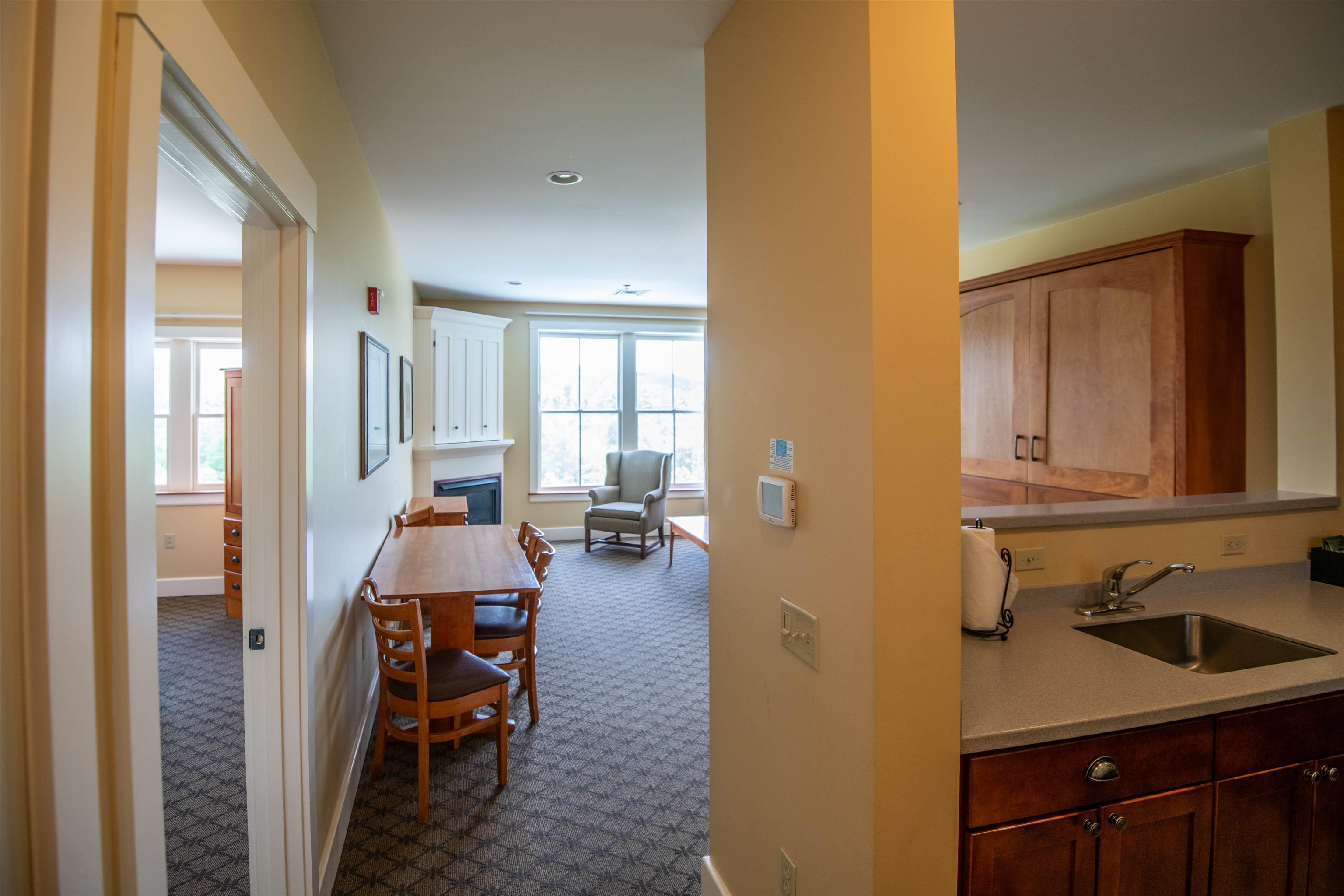 418 Qtr. I I I Jackson Gore Inn Property Photo 17