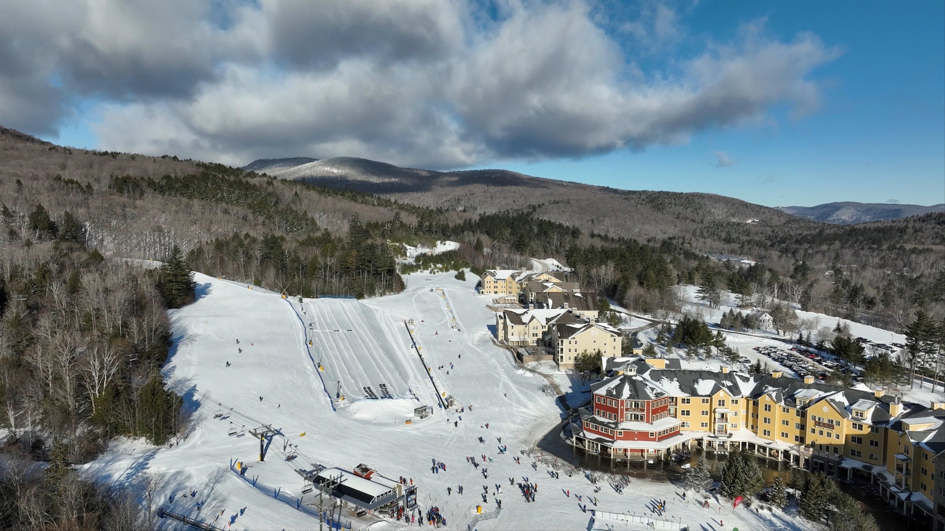 418 Qtr. I I I Jackson Gore Inn Property Photo 27