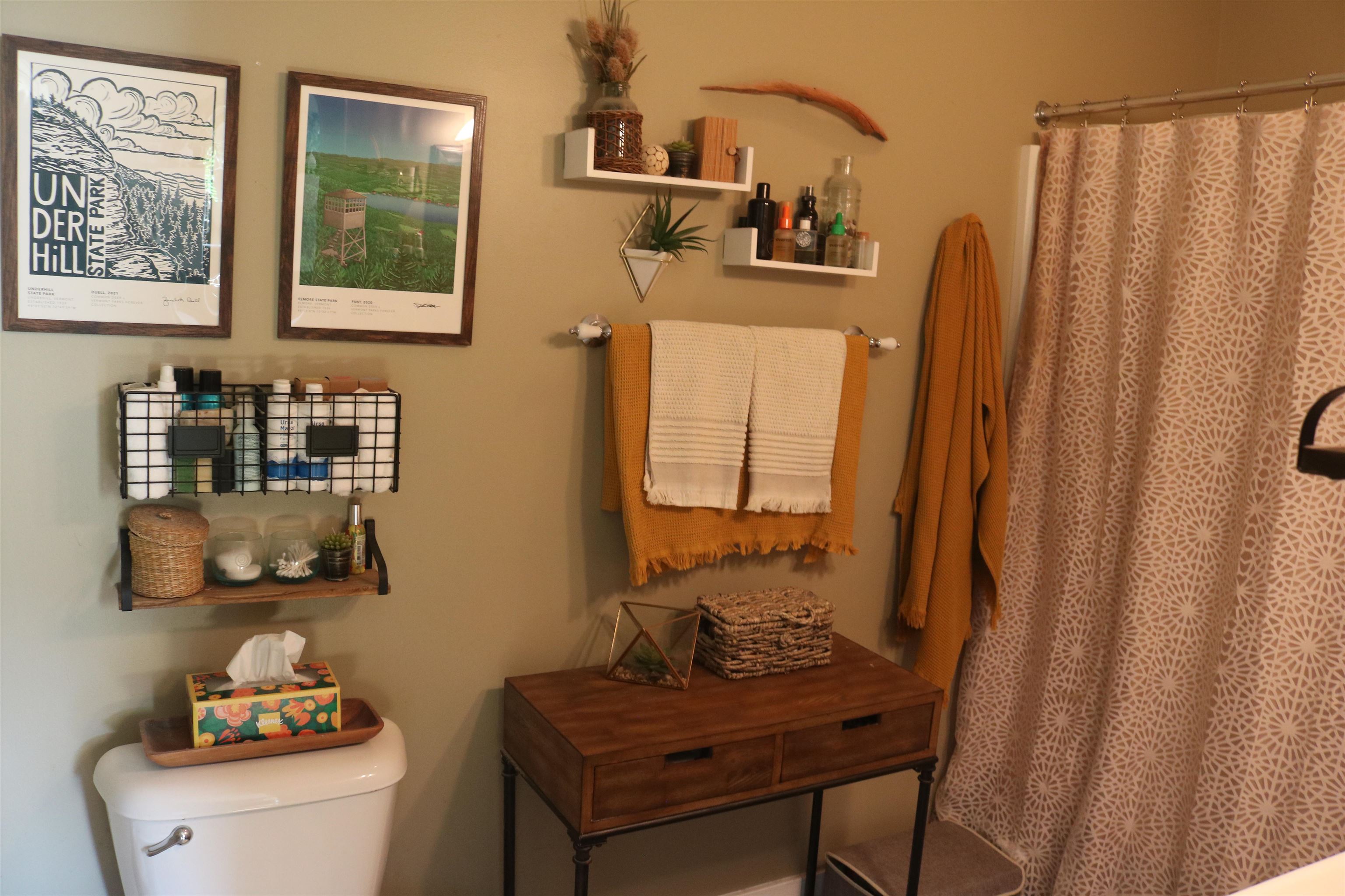 160 North Main Street Property Photo 14